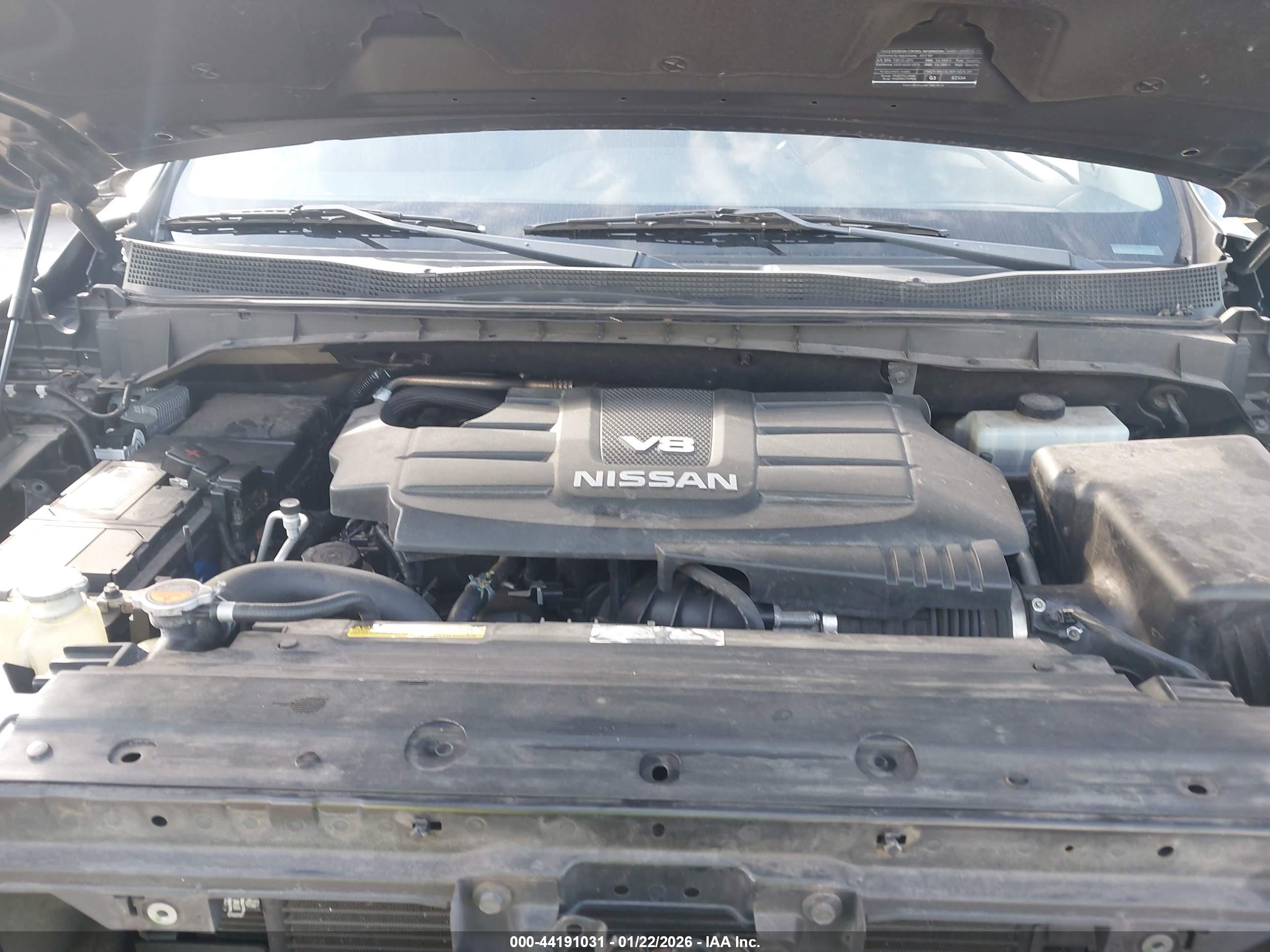NISSAN TITAN image 10