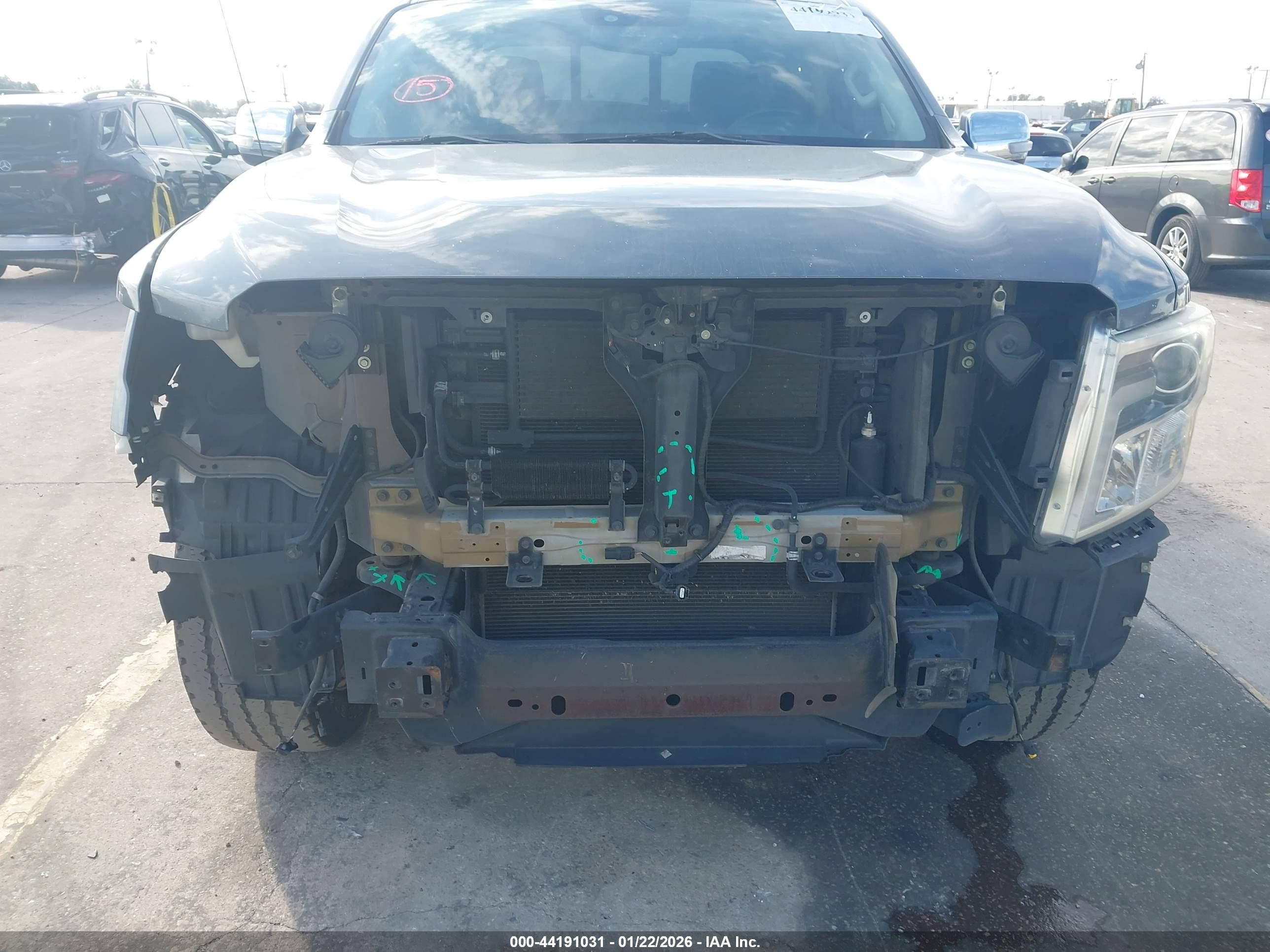 NISSAN TITAN image 6