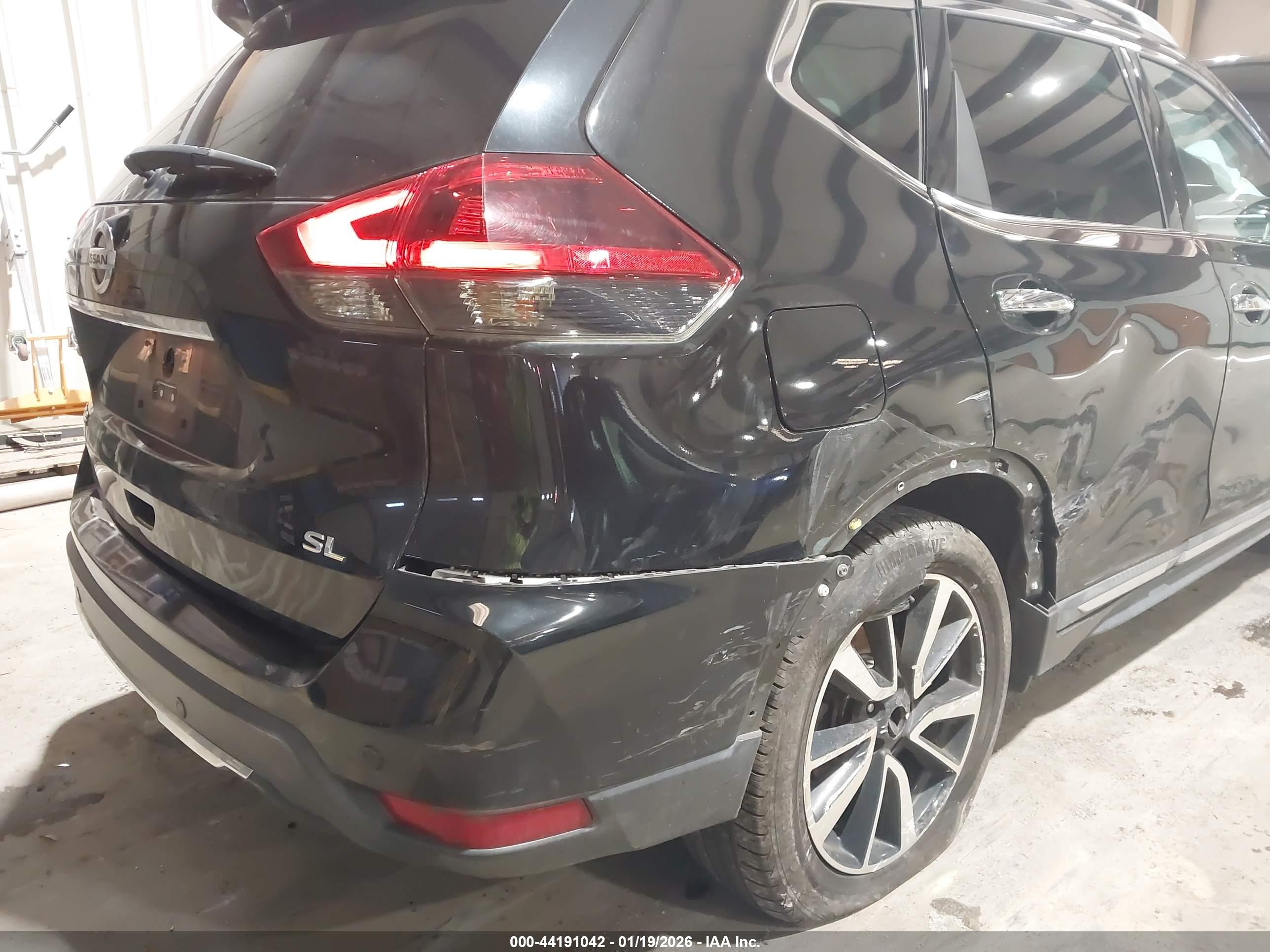 NISSAN ROGUE image 6