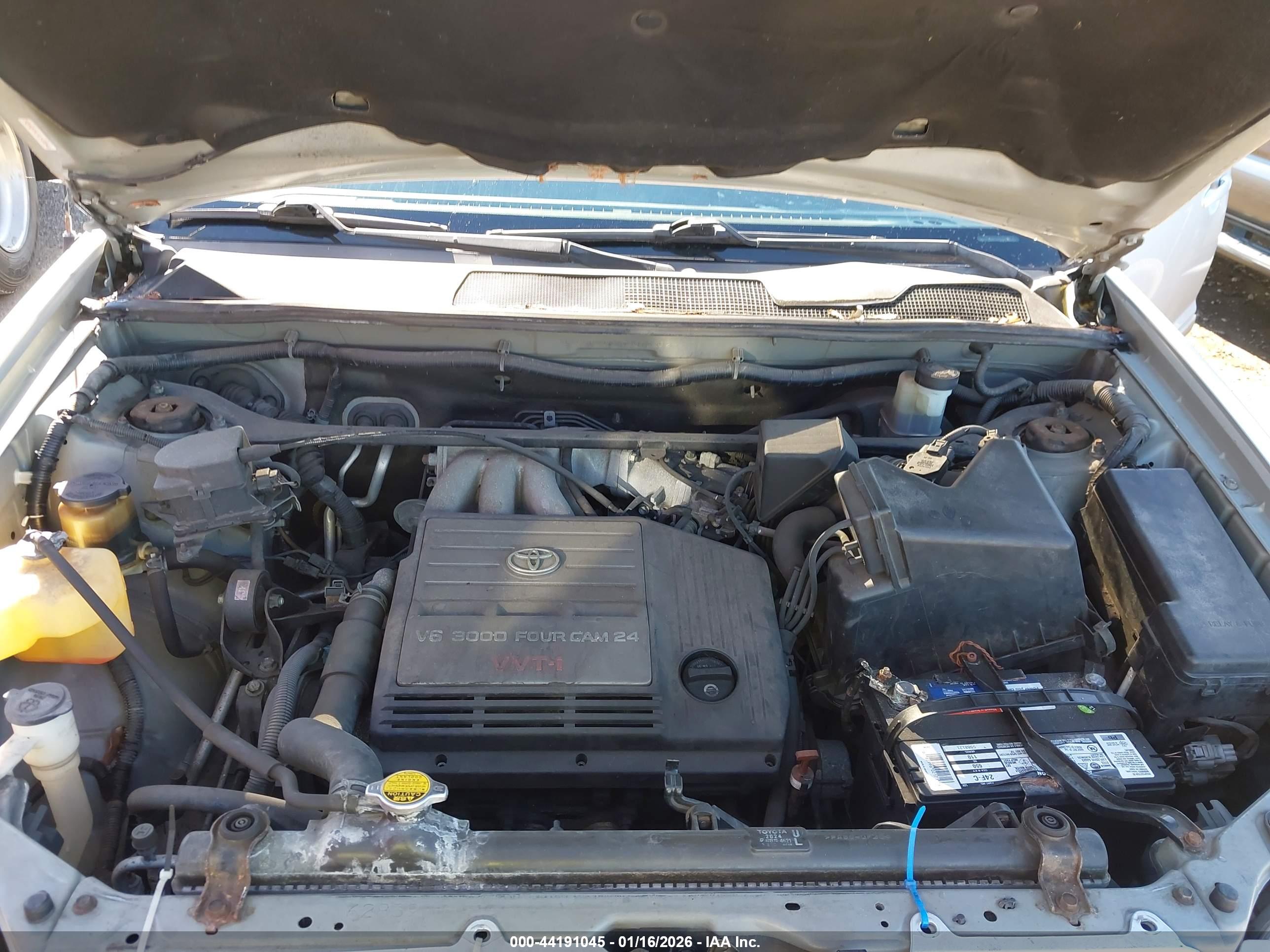 TOYOTA HIGHLANDER image 10