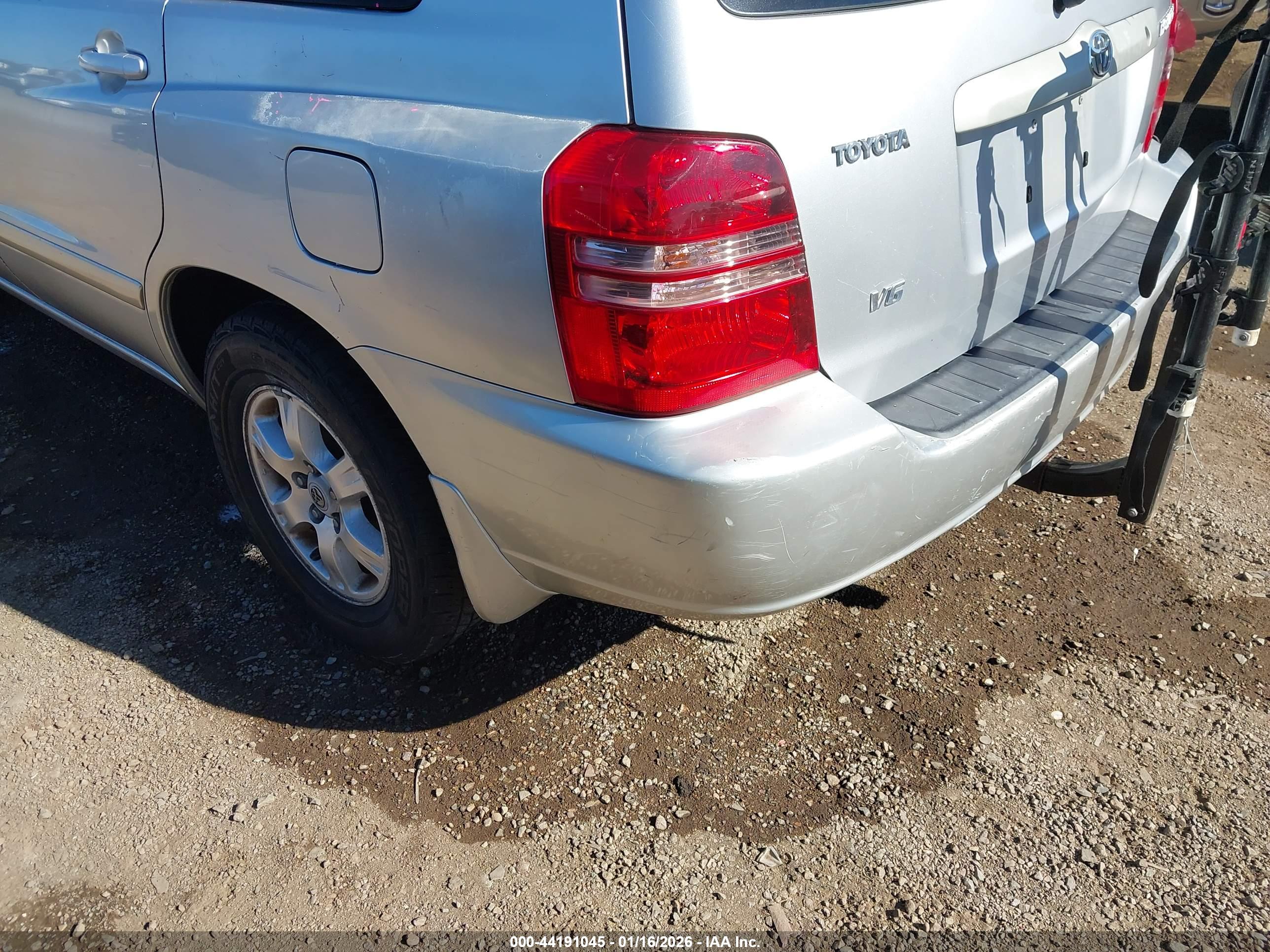 TOYOTA HIGHLANDER image 6