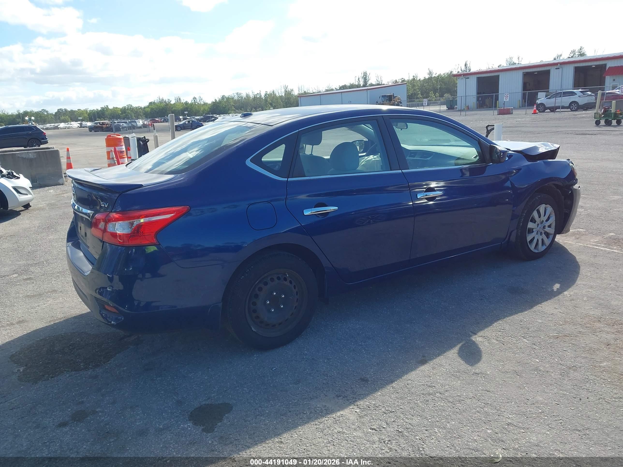 NISSAN SENTRA image 4