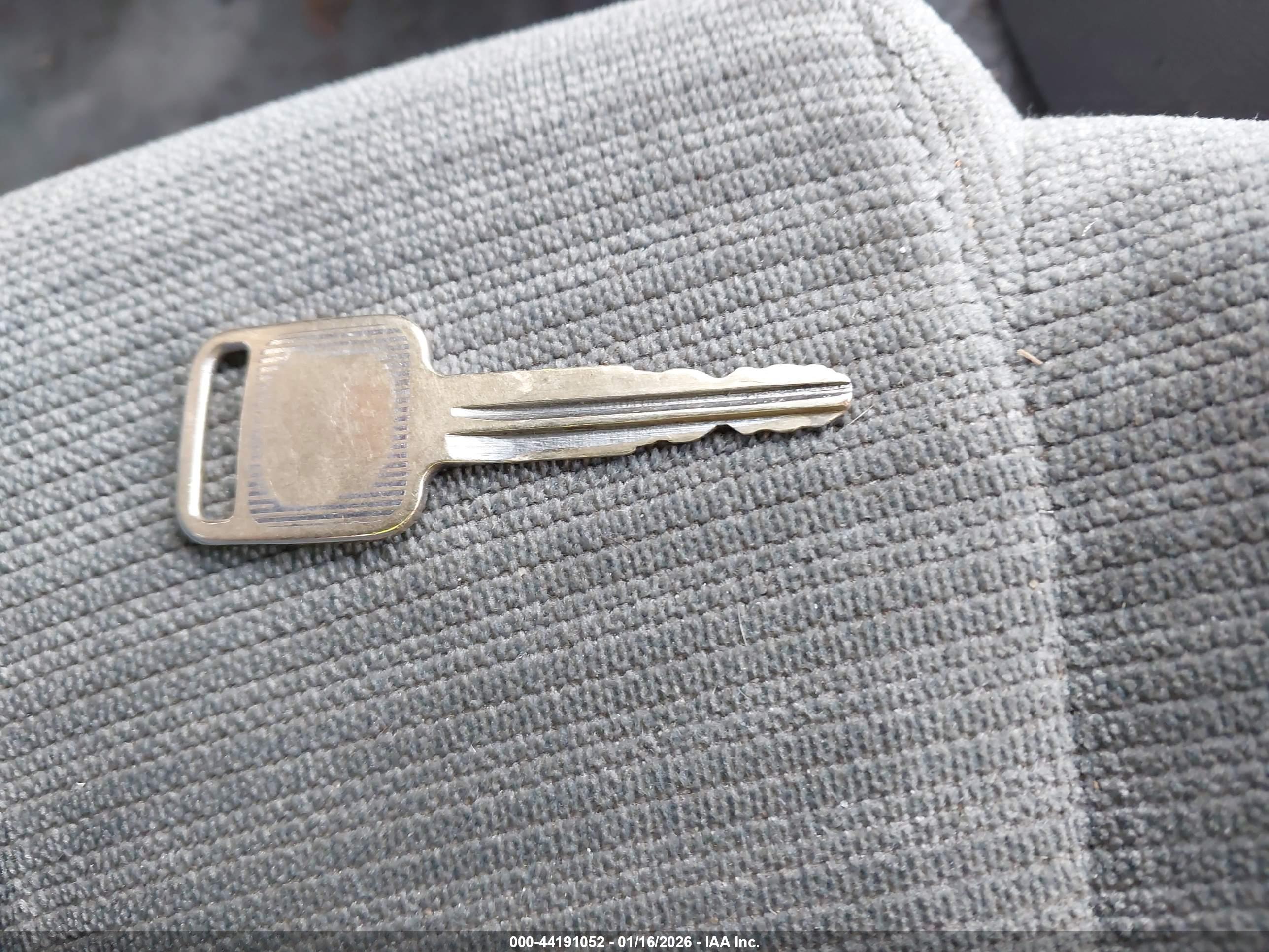HONDA PASSPORT image 11