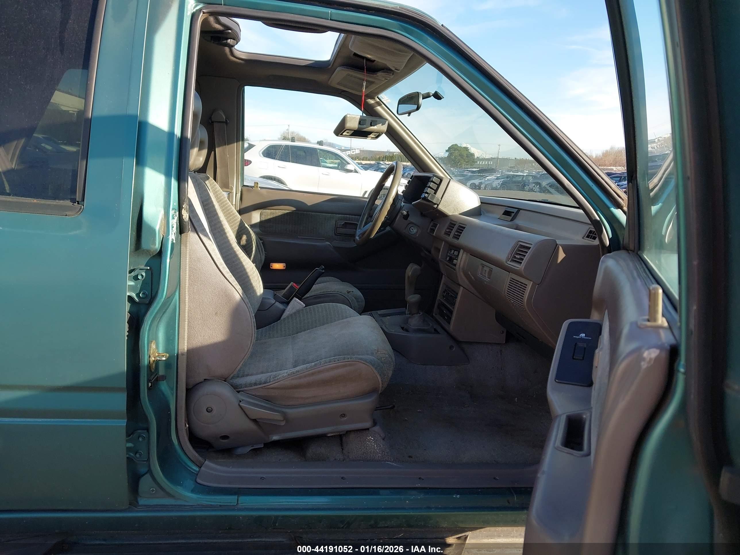 HONDA PASSPORT image 5
