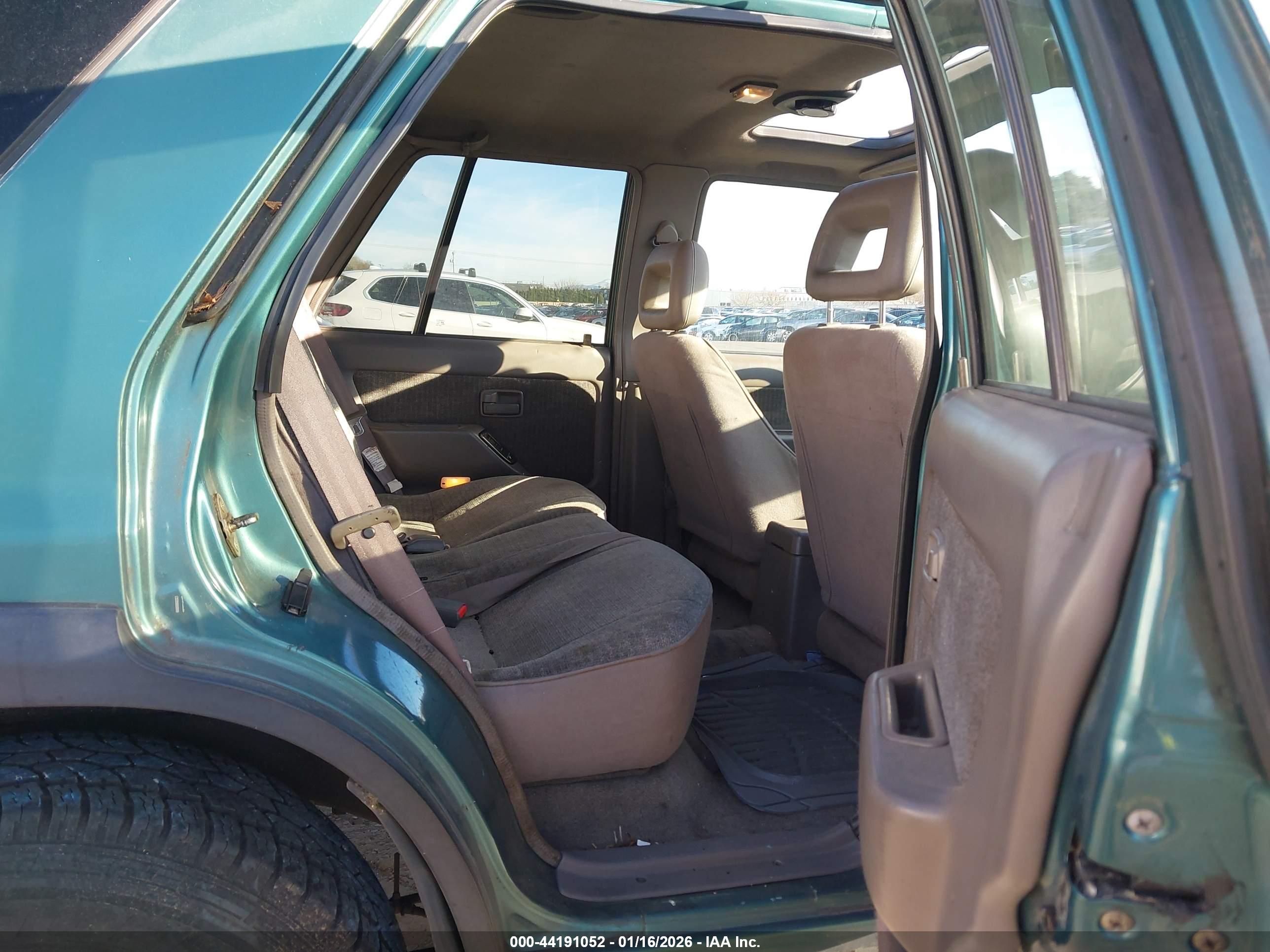 HONDA PASSPORT image 8