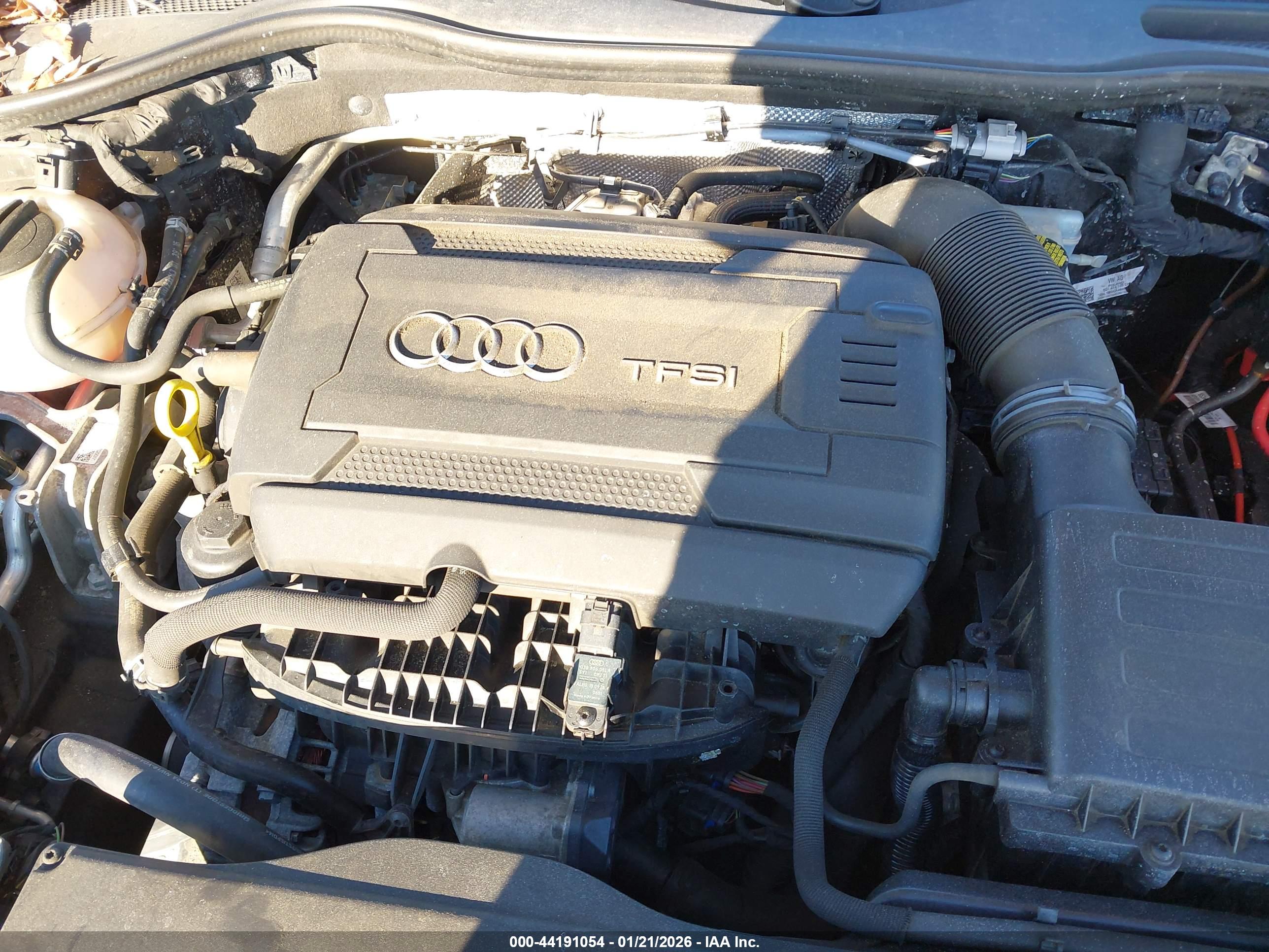 AUDI TT image 10