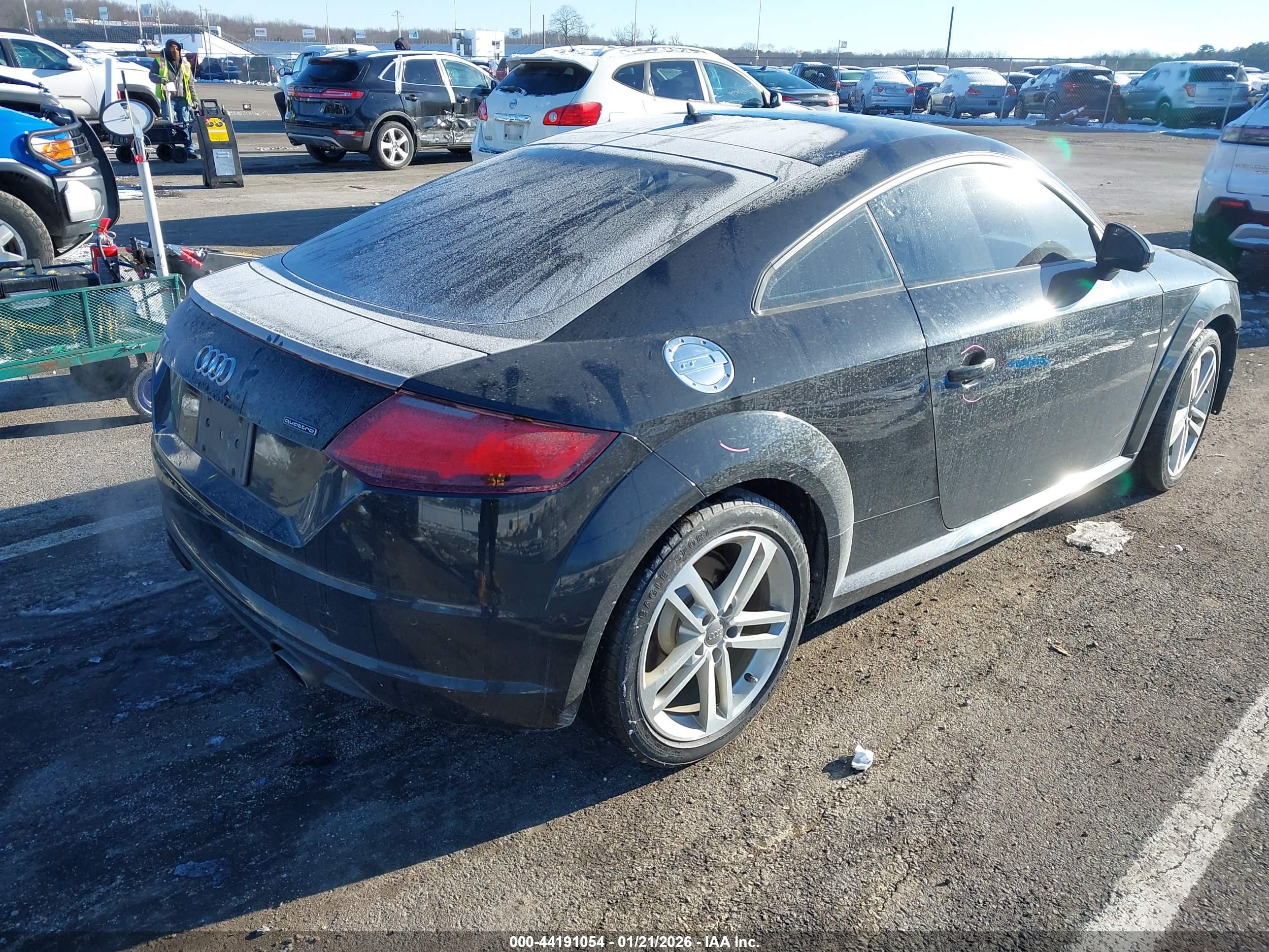AUDI TT image 4