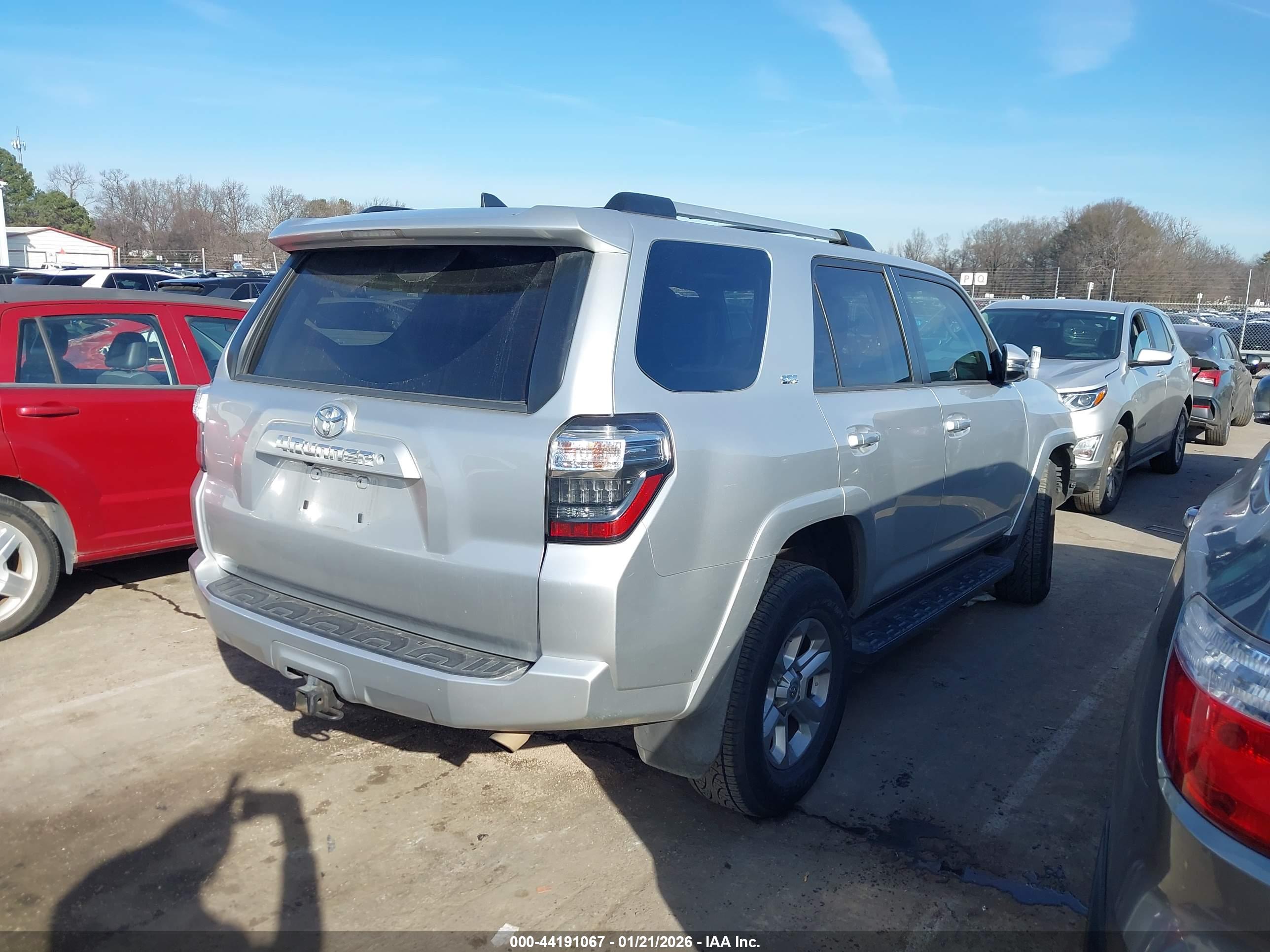 TOYOTA 4RUNNER image 4