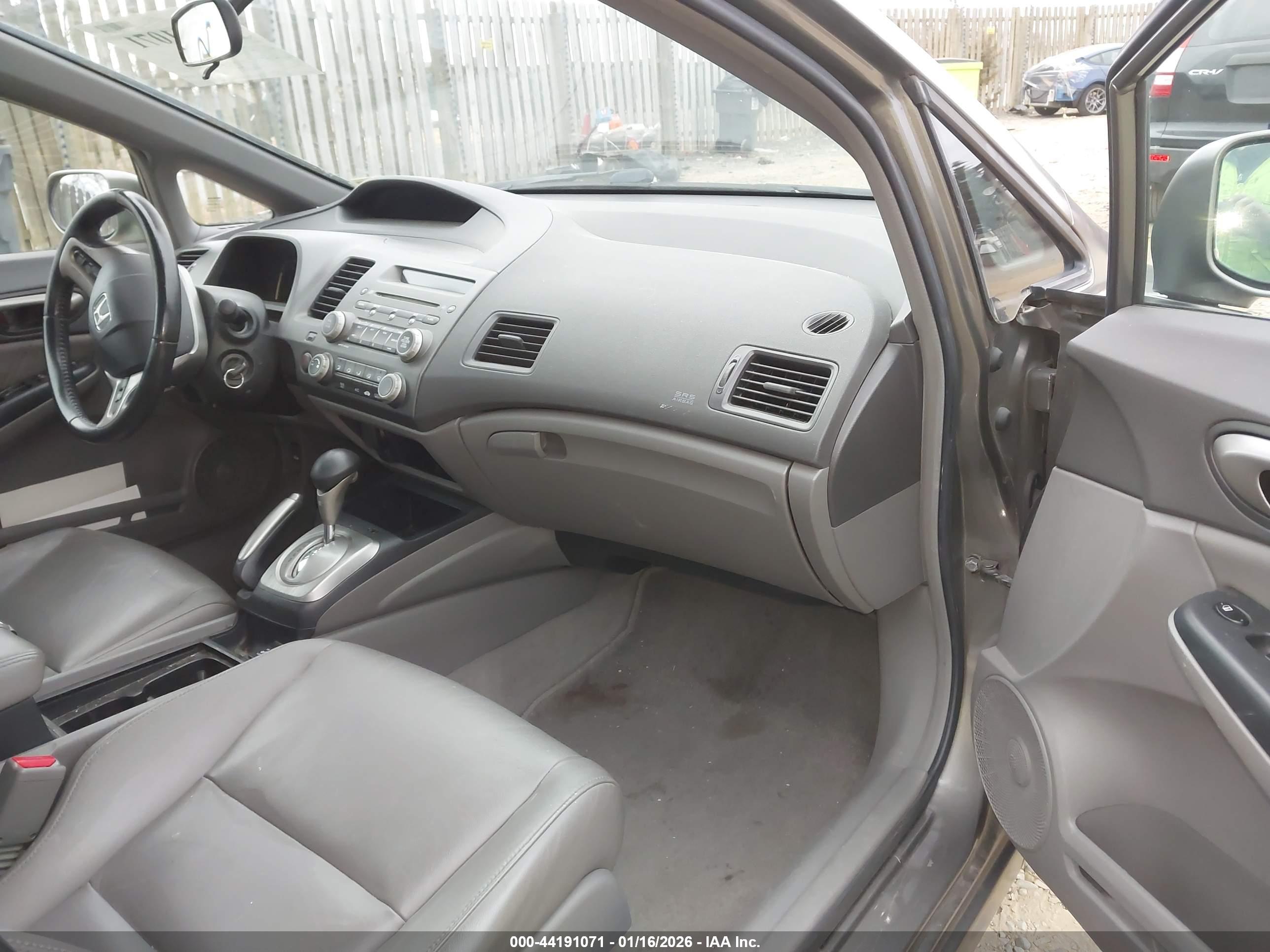 HONDA CIVIC image 5