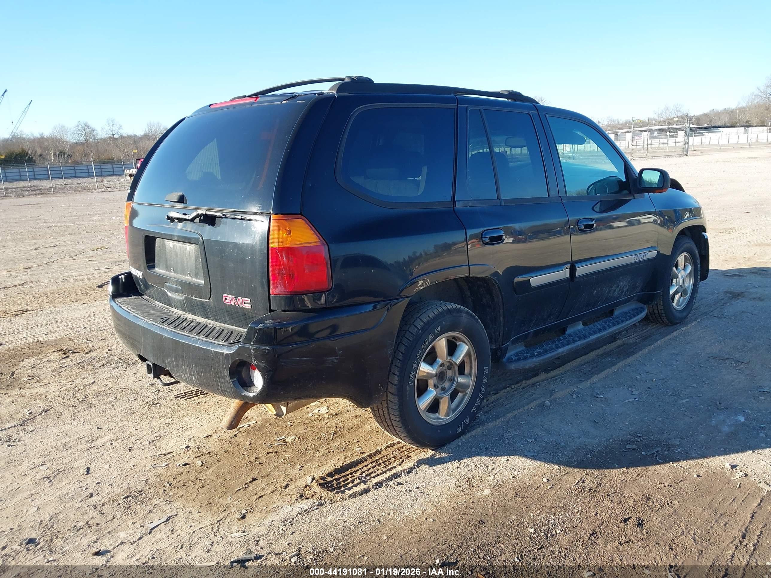 GMC ENVOY image 4