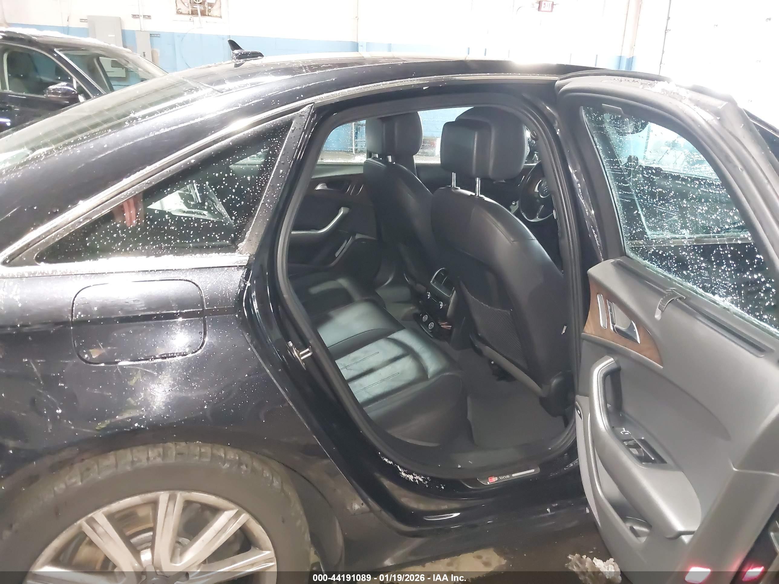 AUDI A6 image 8