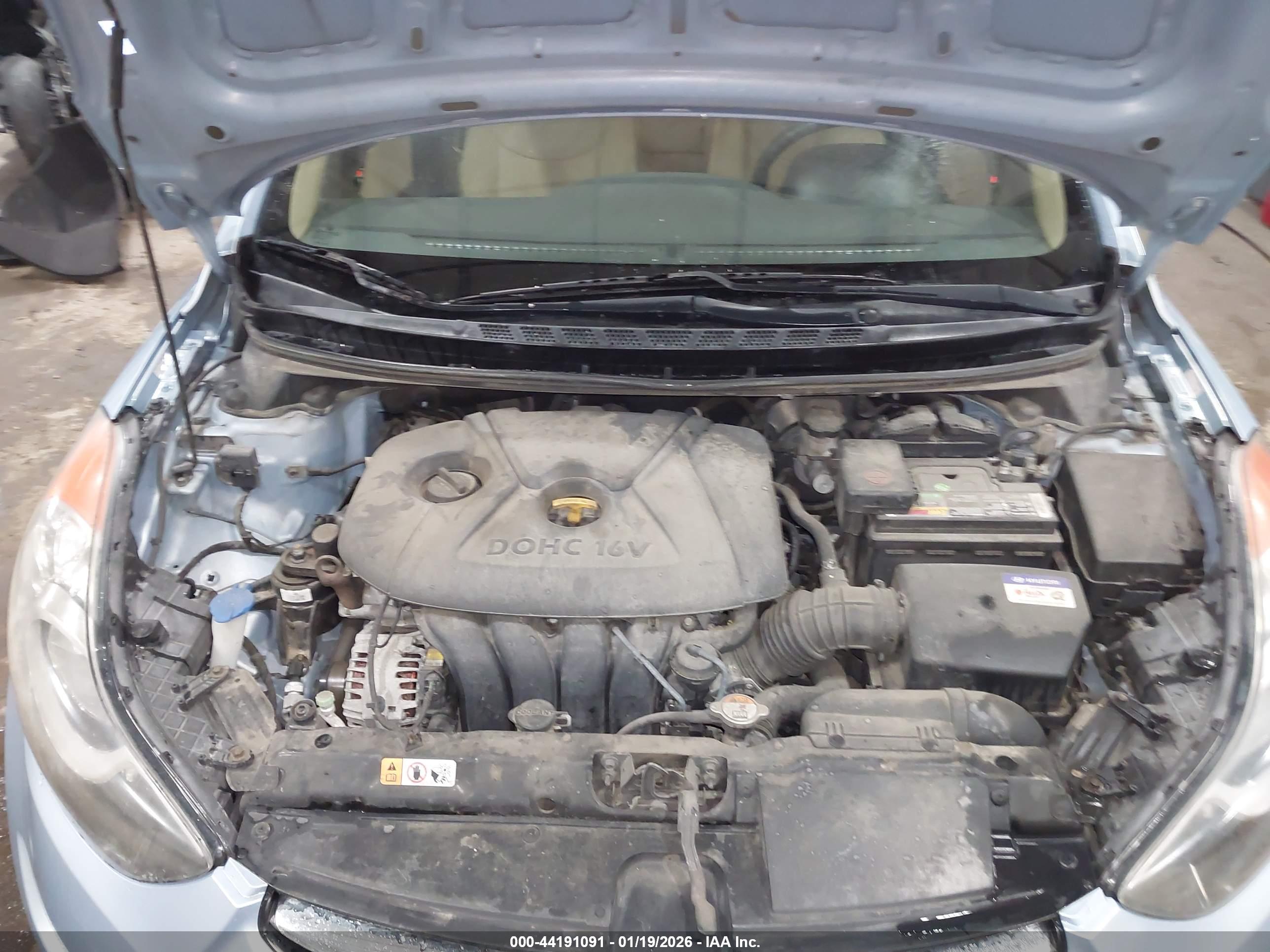HYUNDAI ELANTRA image 10