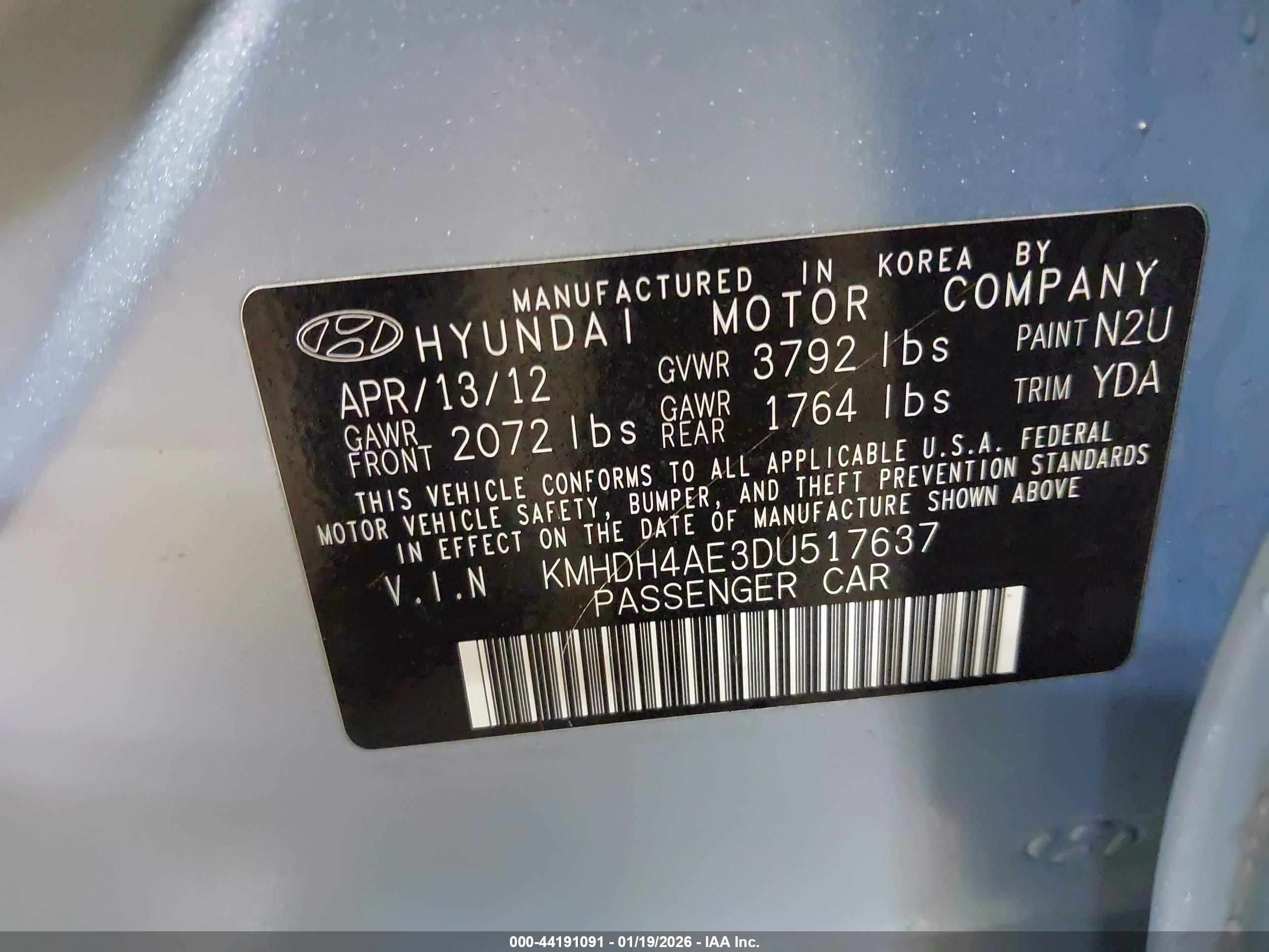 HYUNDAI ELANTRA image 9