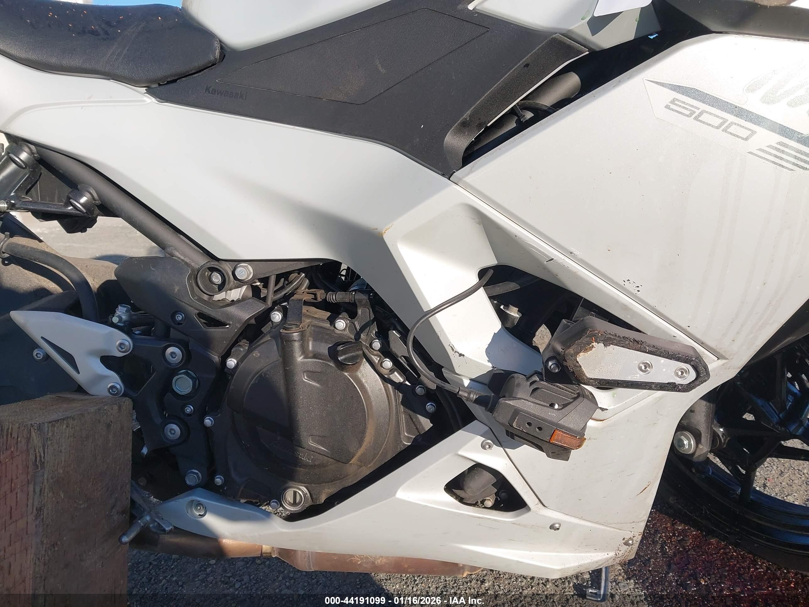 KAWASAKI EX500 image 8