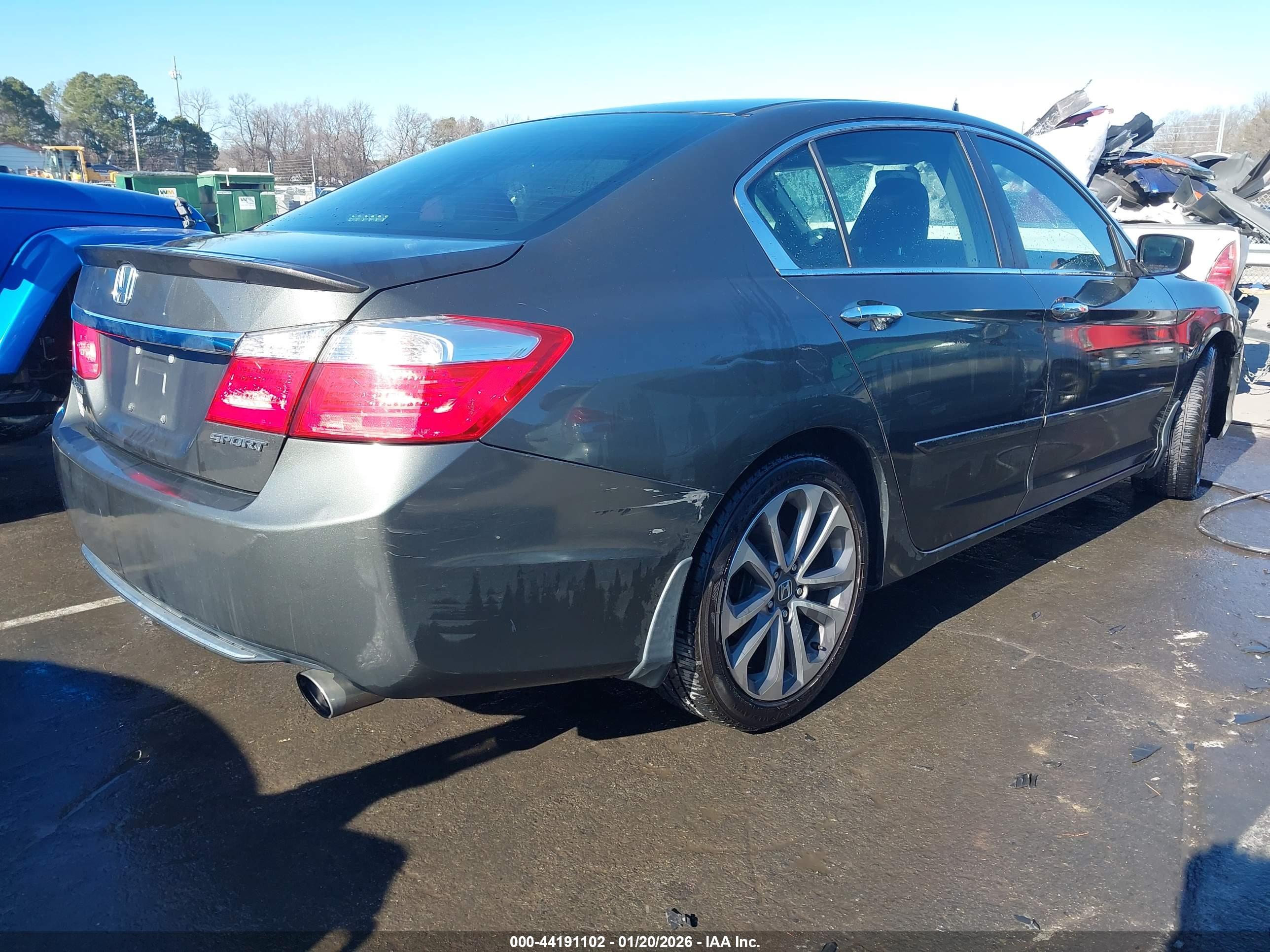 HONDA ACCORD image 4