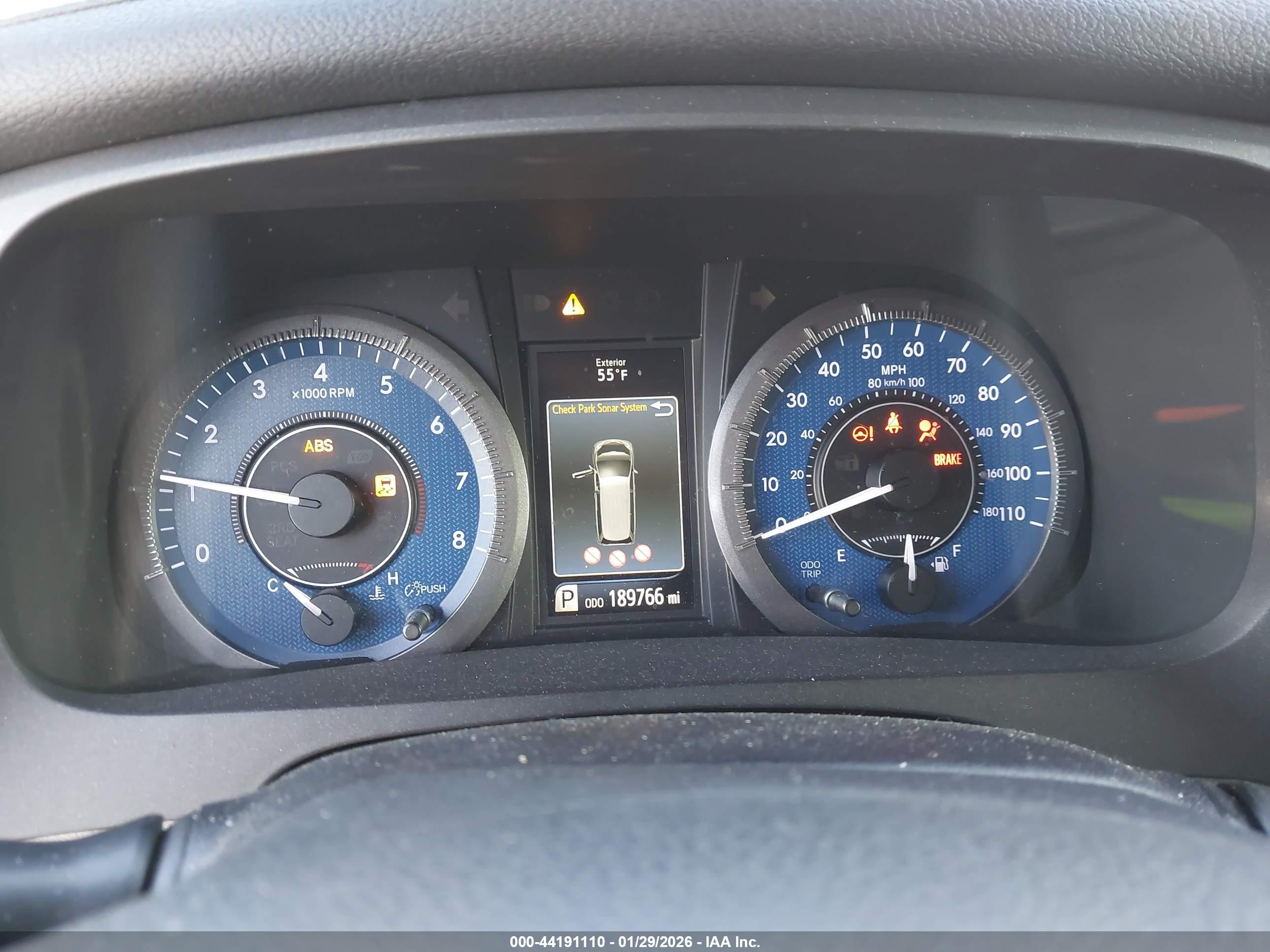 TOYOTA SIENNA image 7