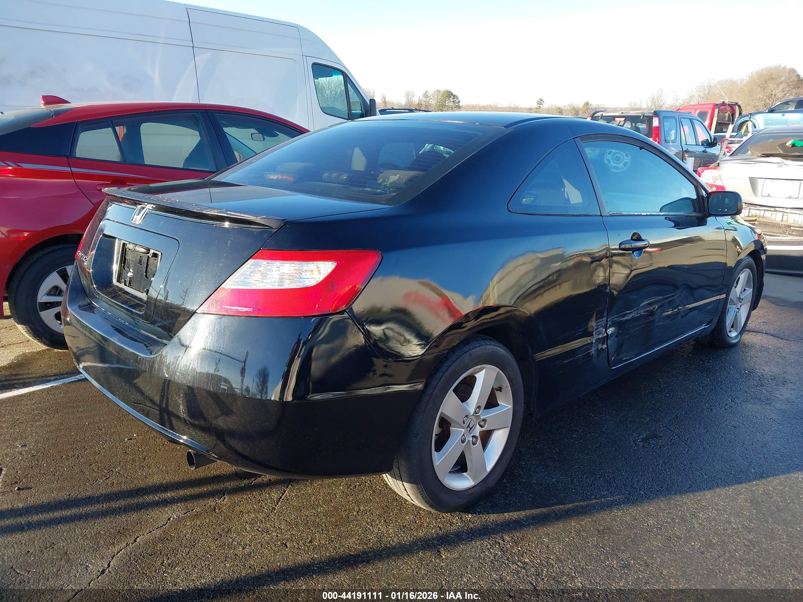 HONDA CIVIC image 4
