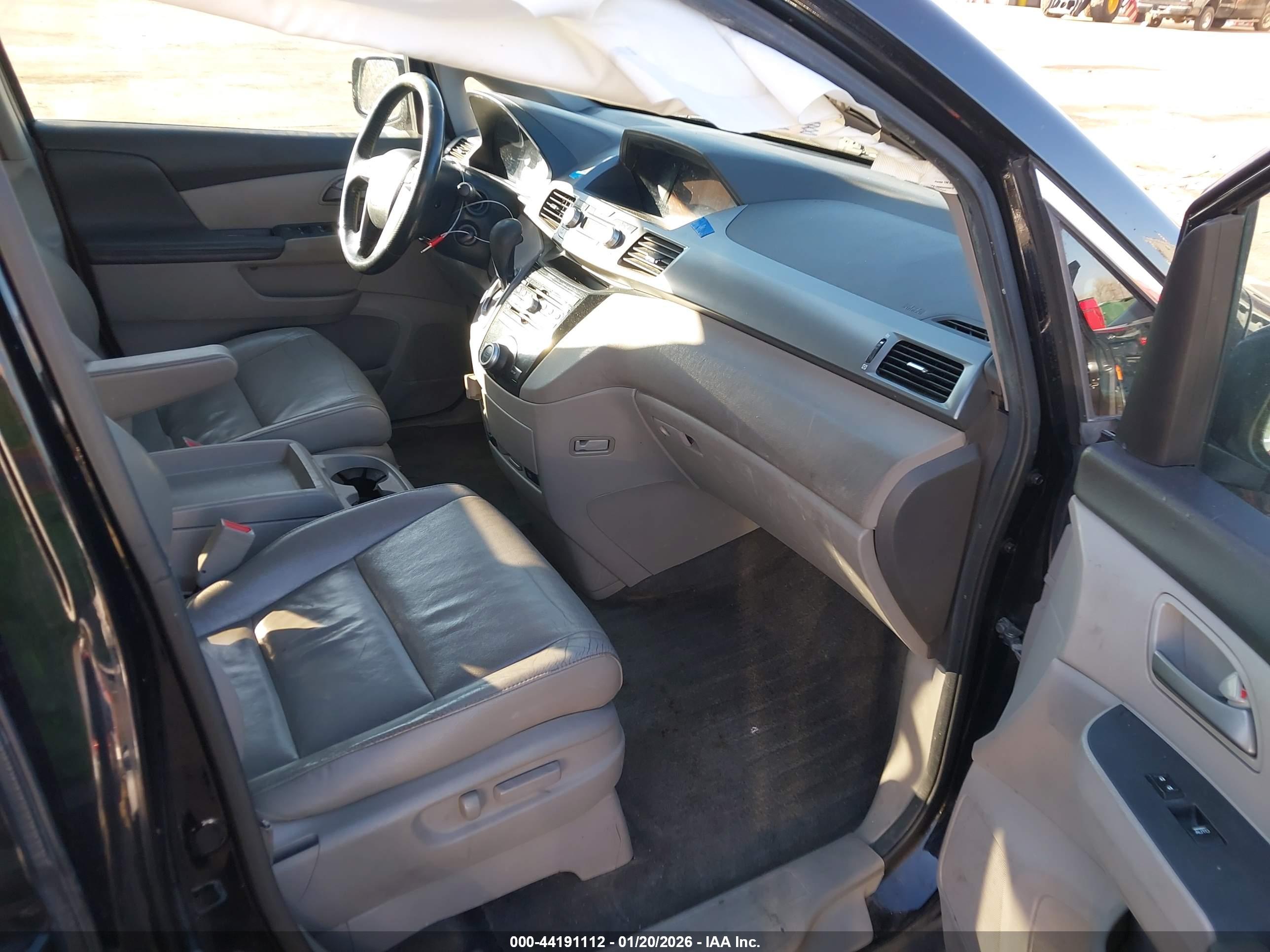 HONDA ODYSSEY image 5