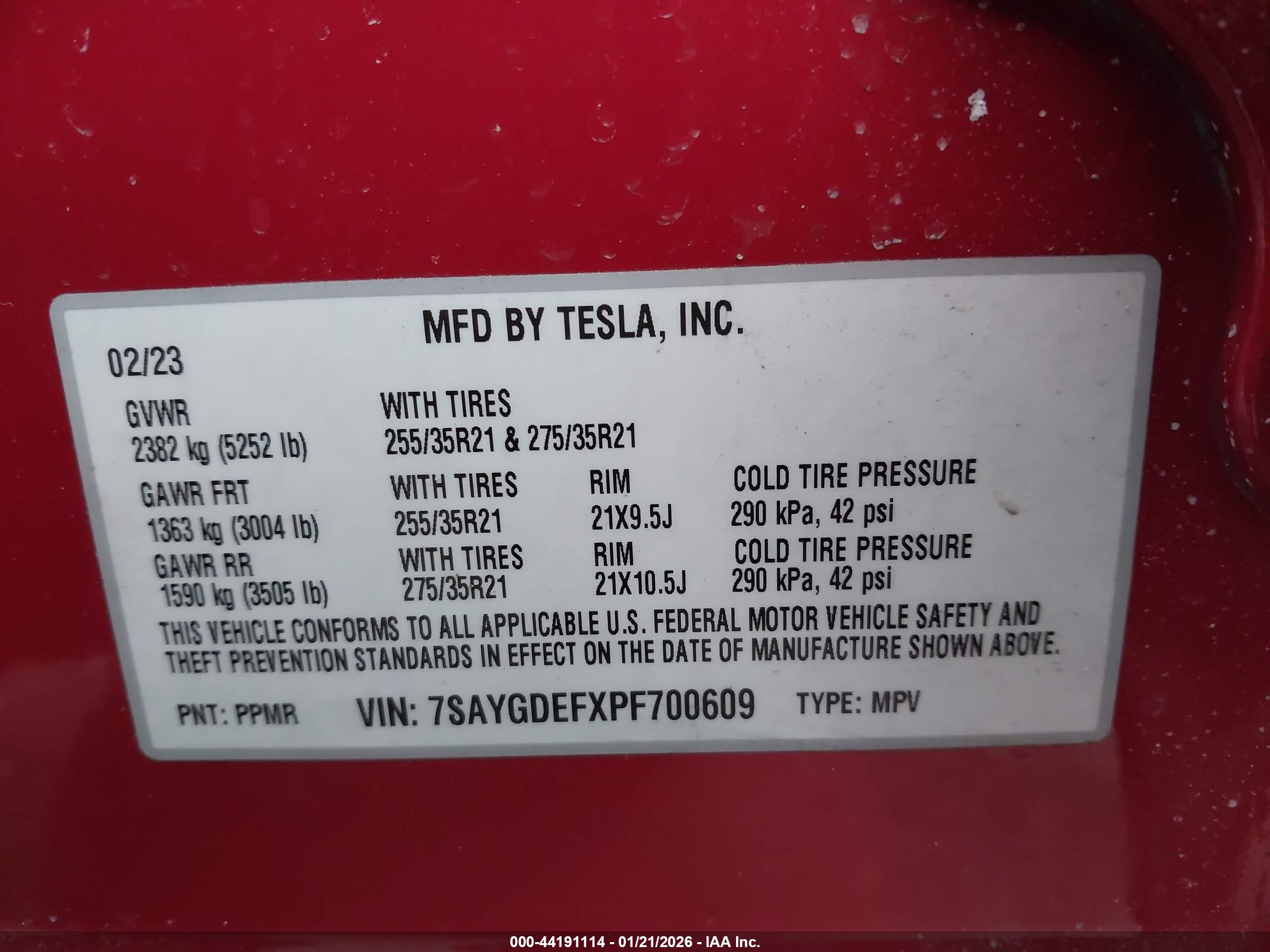 TESLA MODEL image 9