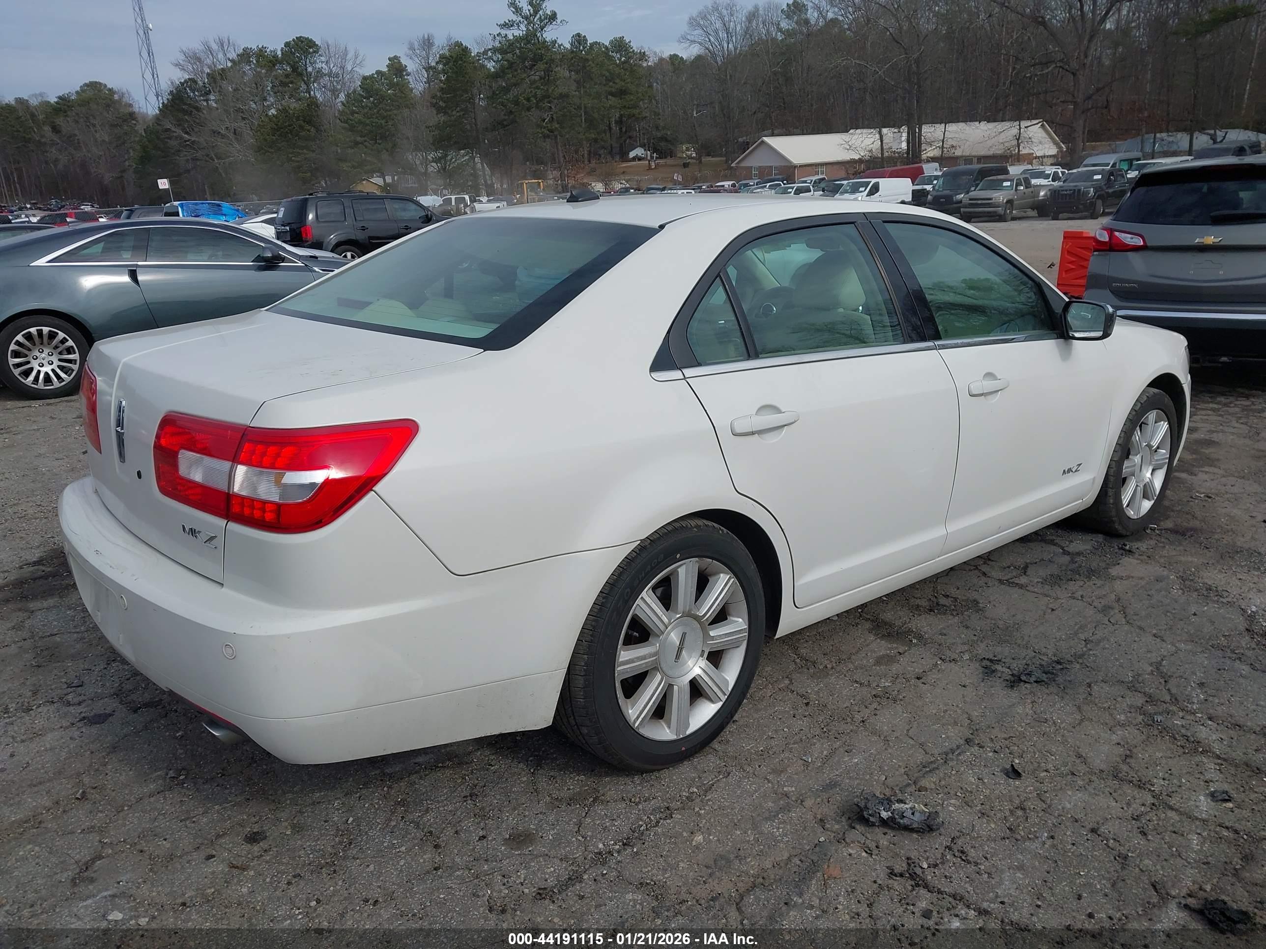 LINCOLN MKZ image 4