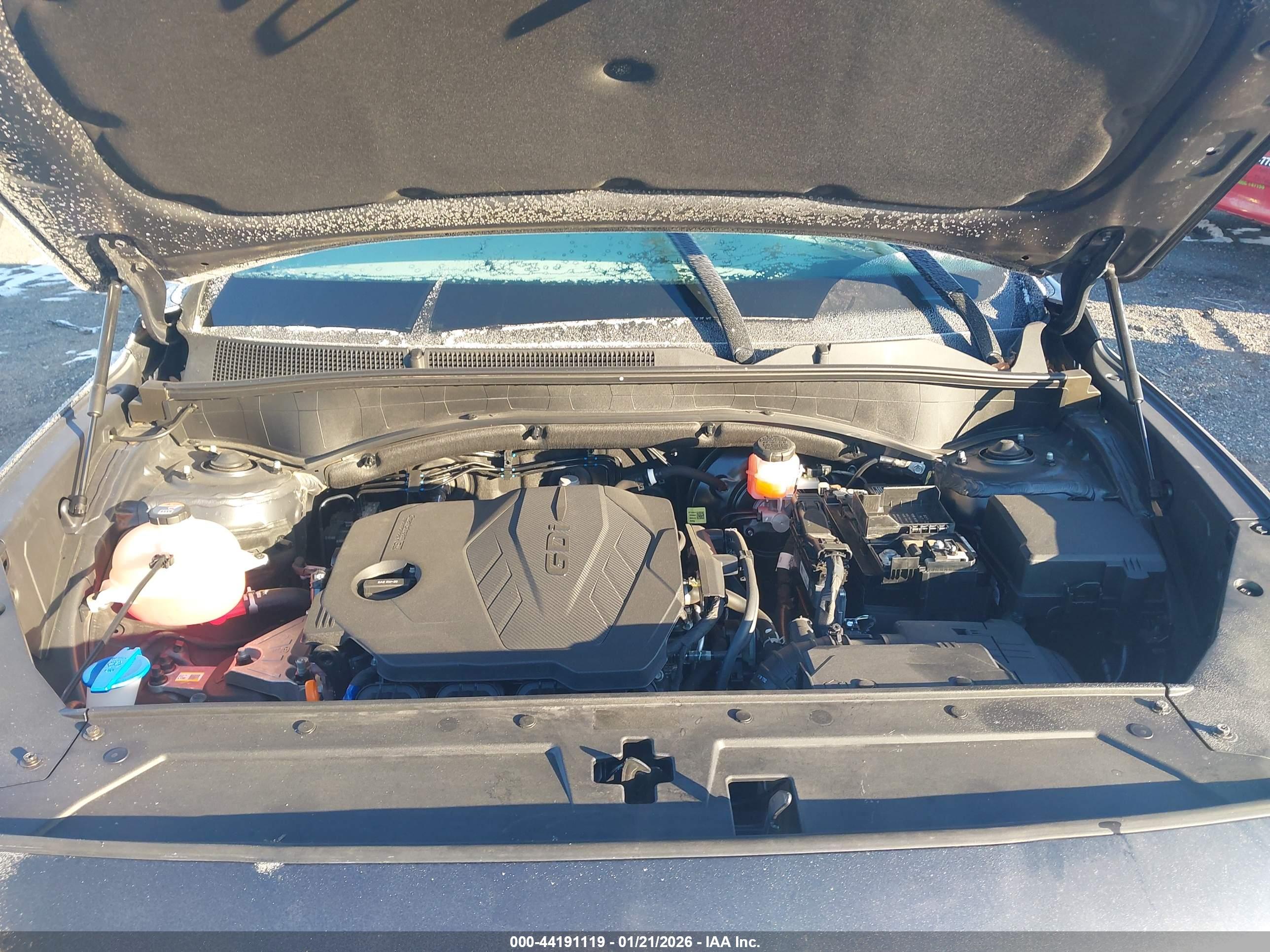HYUNDAI SANTA image 10