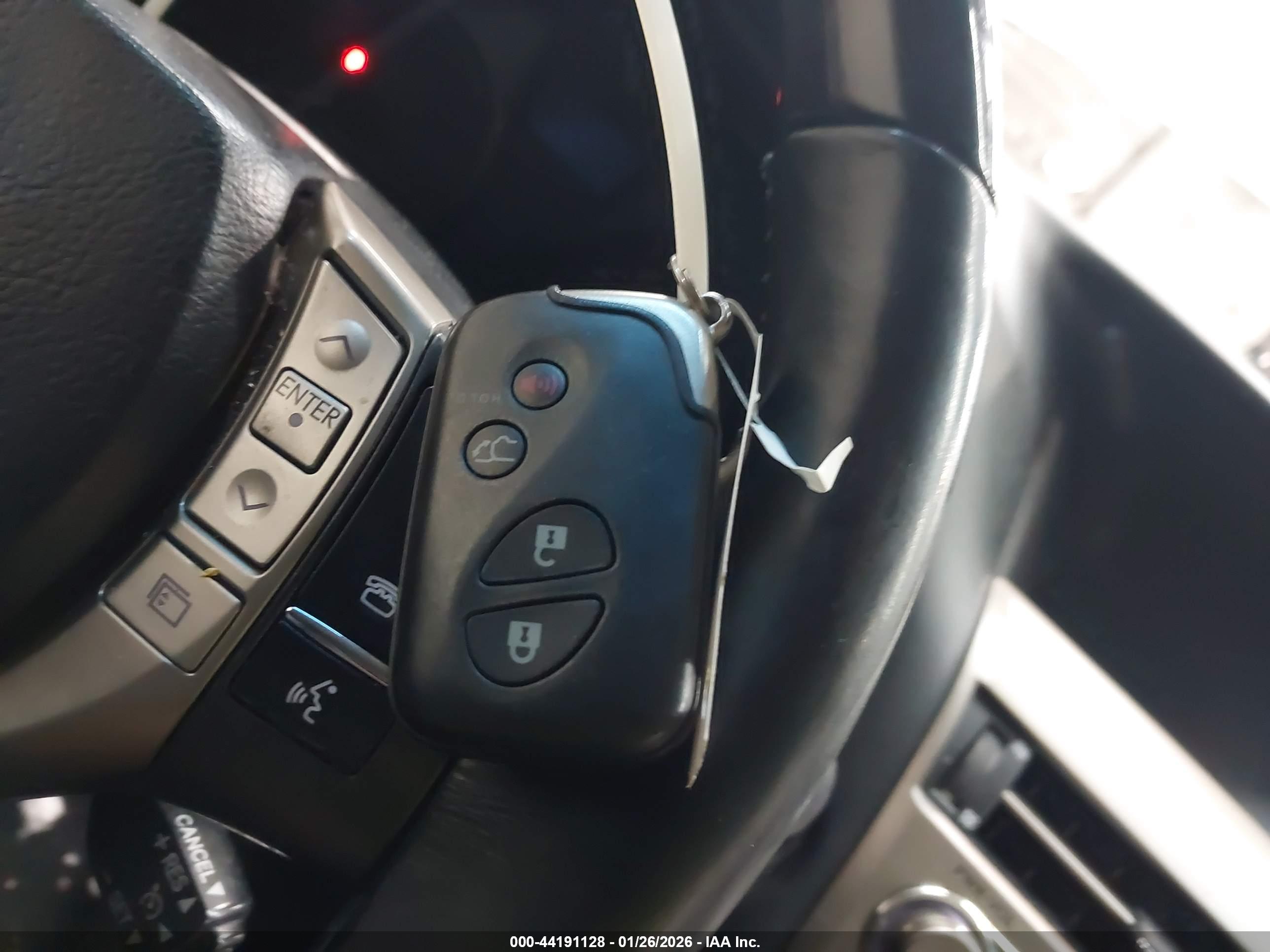 LEXUS RX image 11
