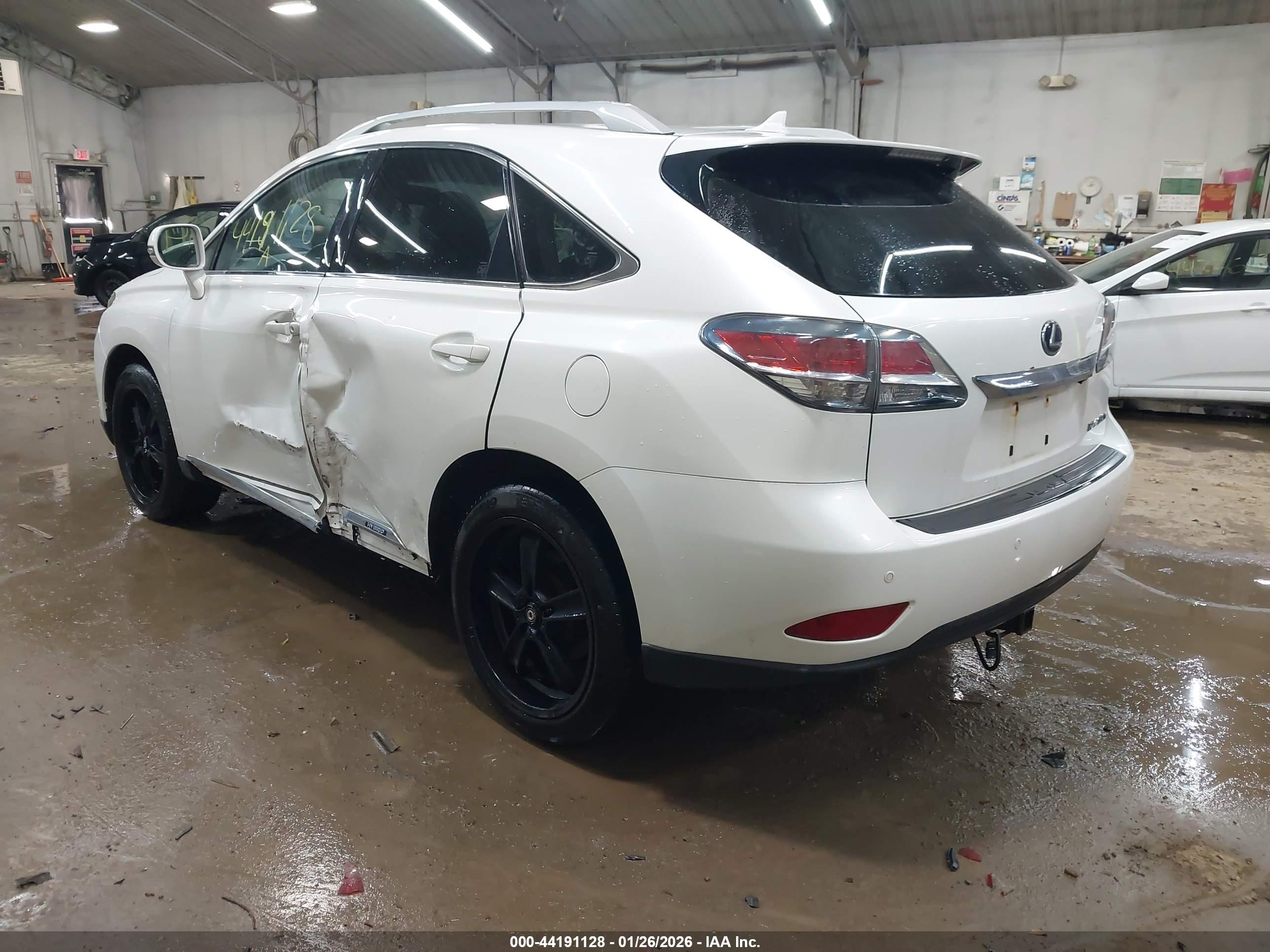 LEXUS RX image 3