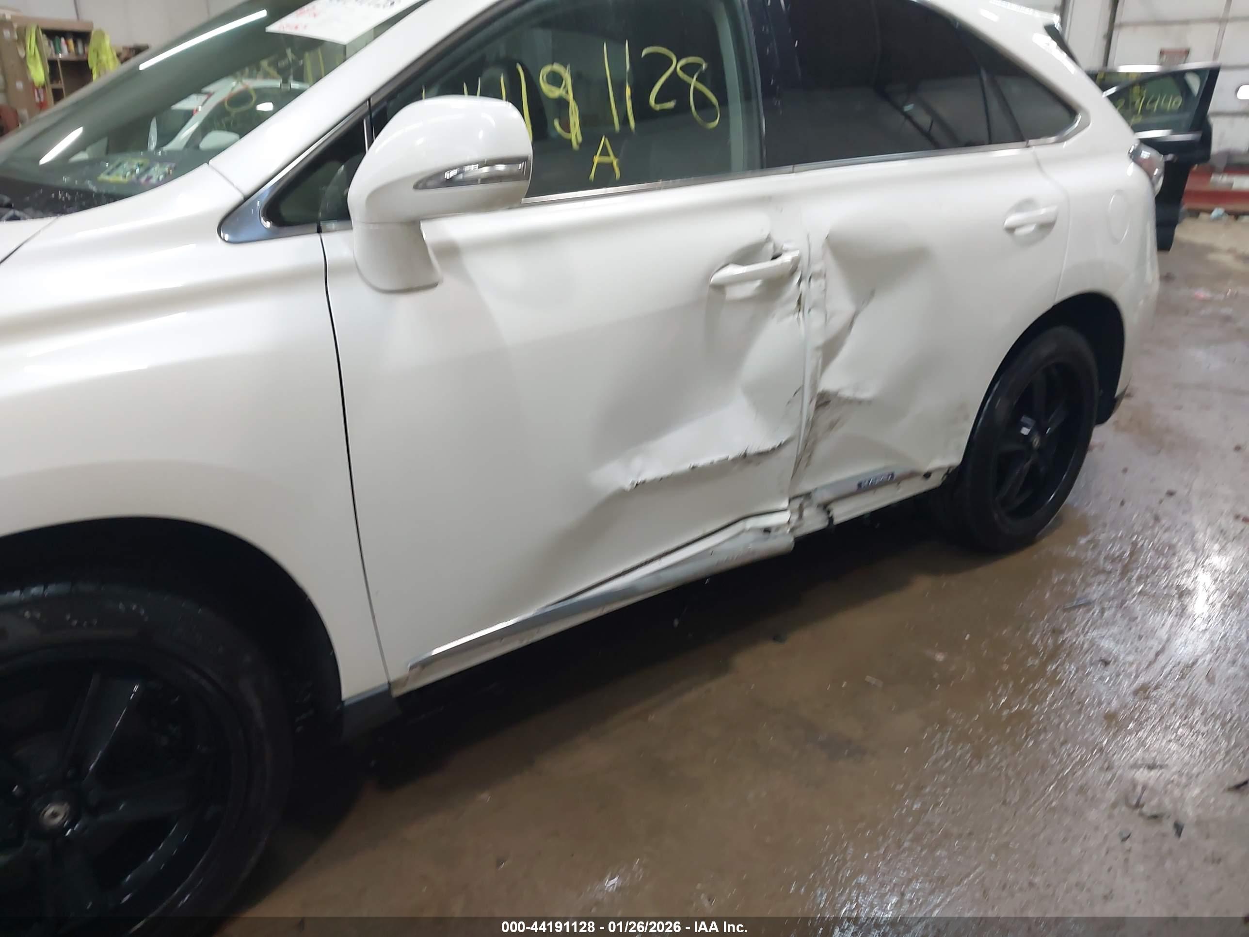 LEXUS RX image 6
