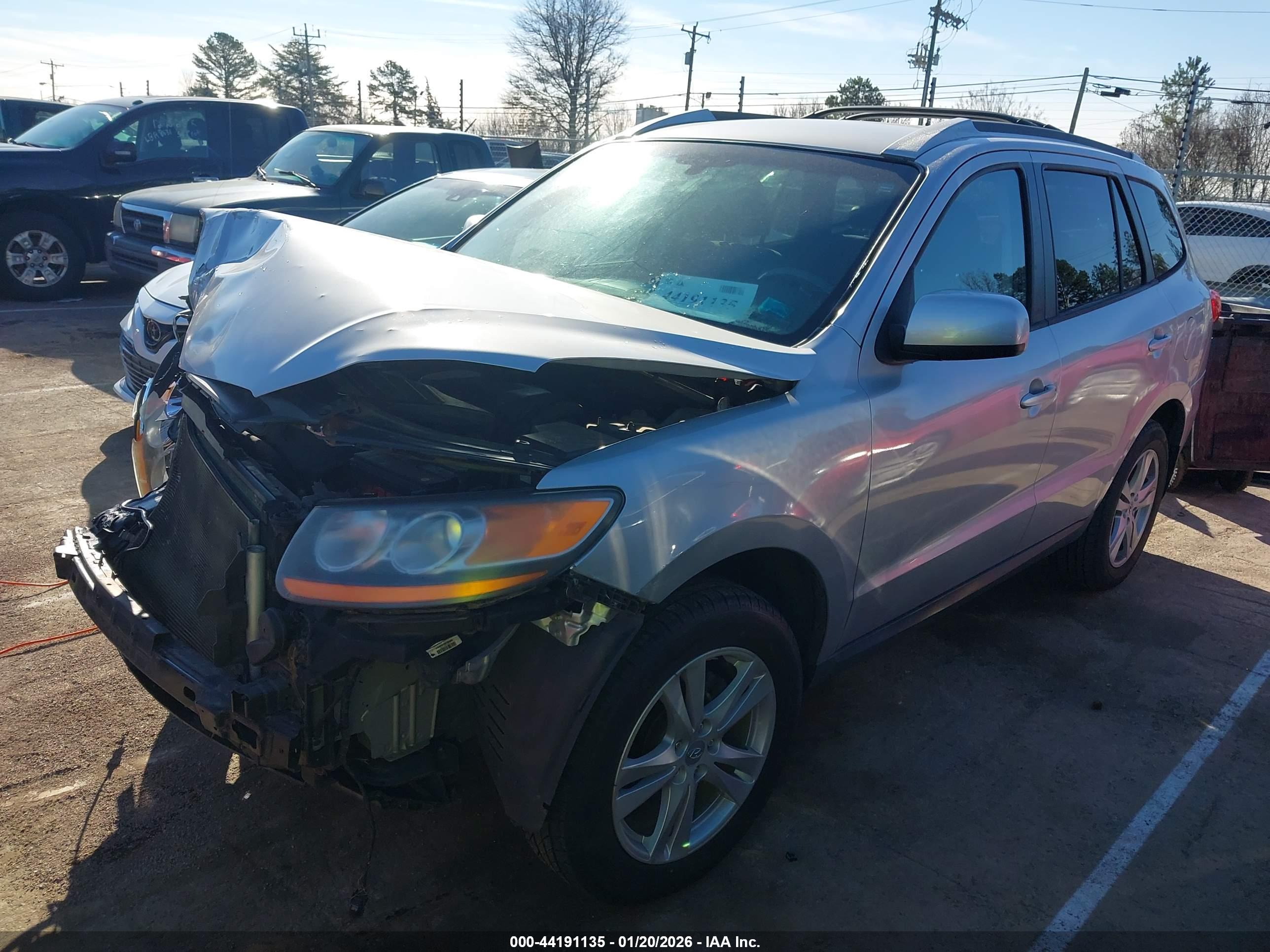 HYUNDAI SANTA image 2