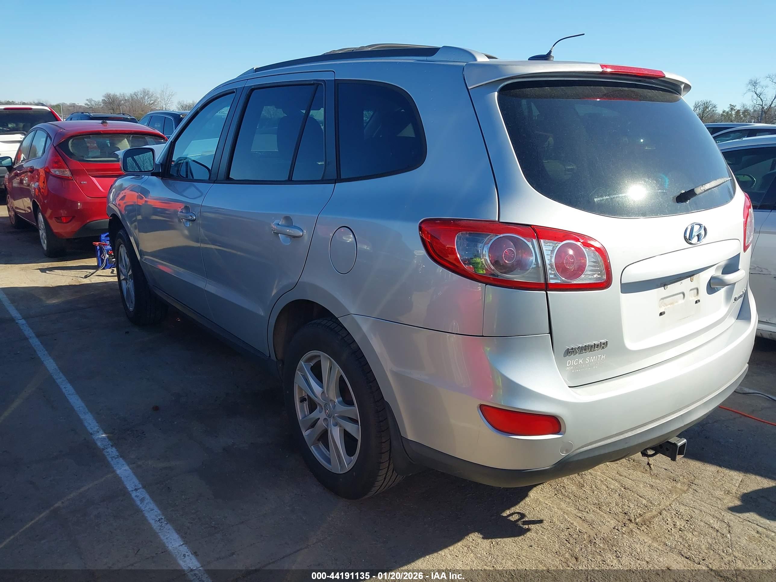 HYUNDAI SANTA image 3