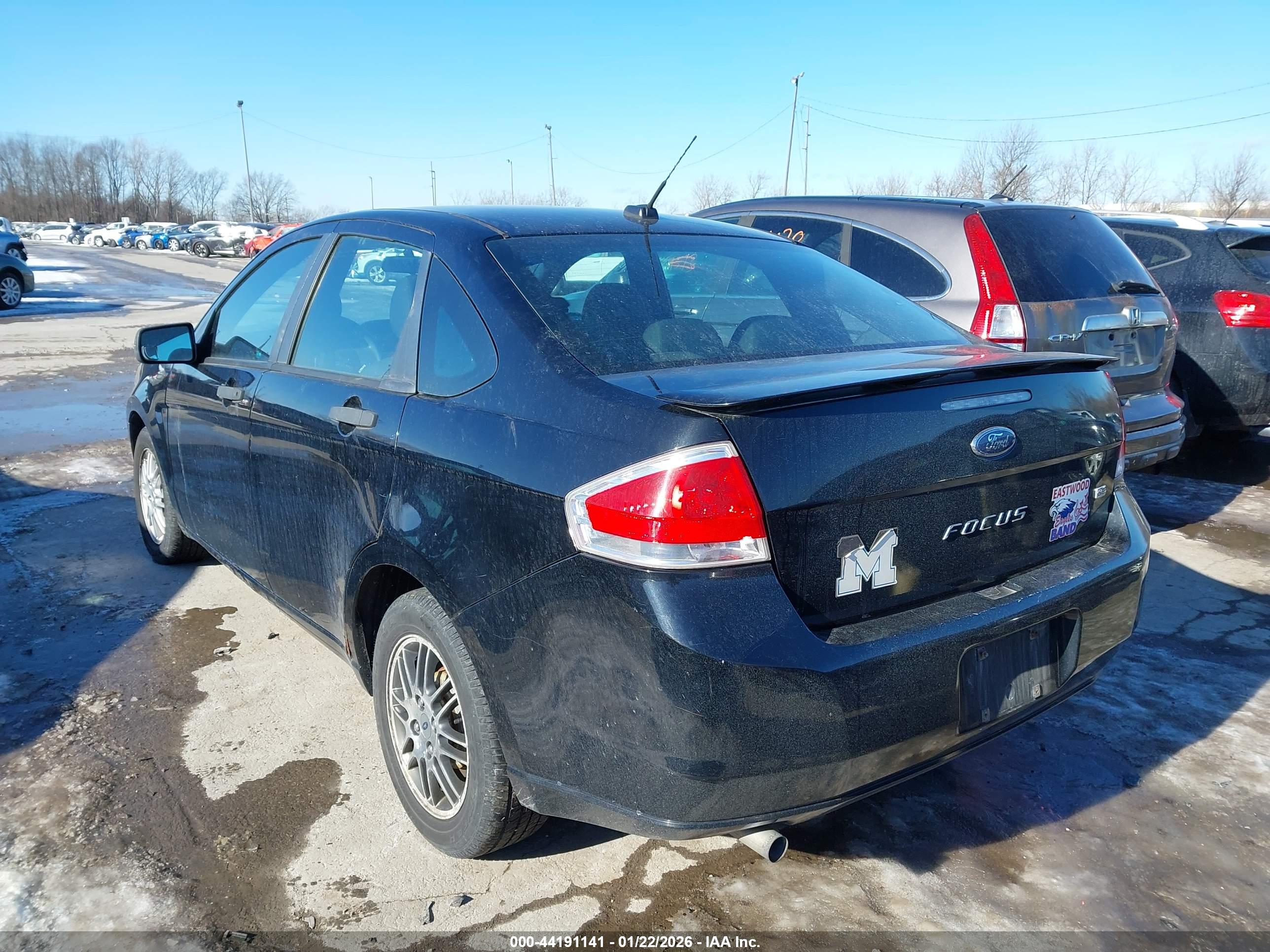 FORD FOCUS image 3