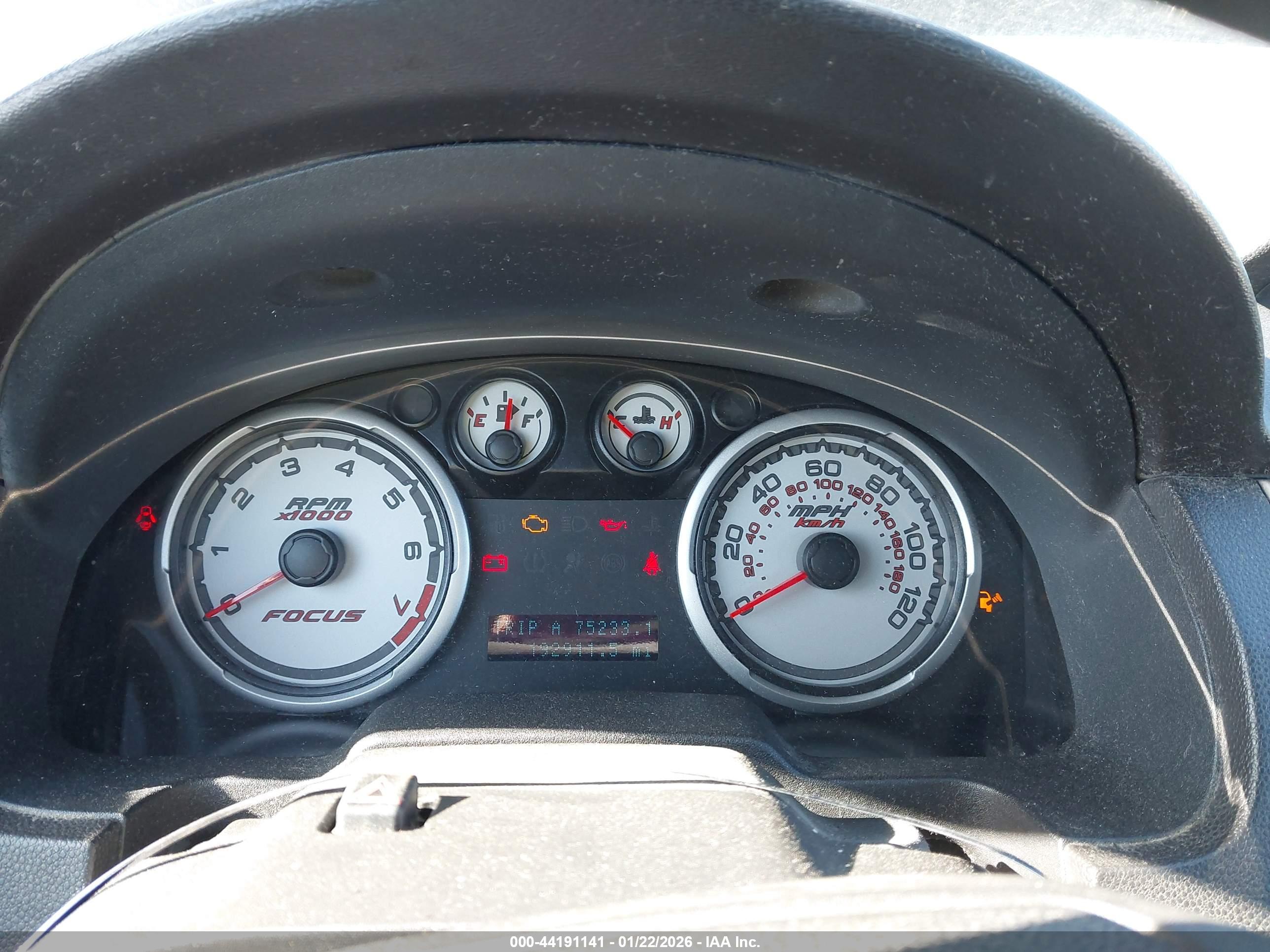 FORD FOCUS image 7