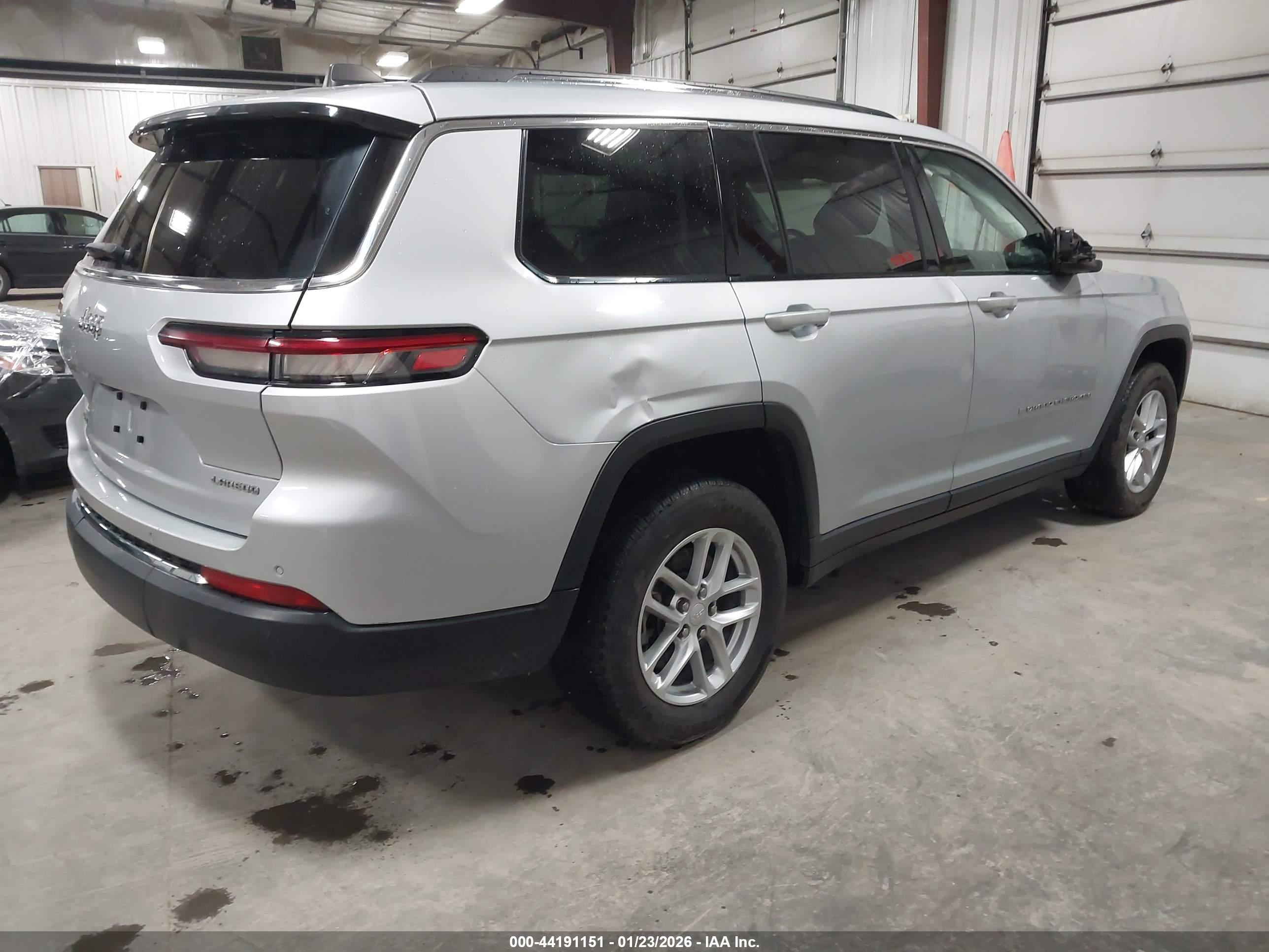 JEEP GRAND image 4