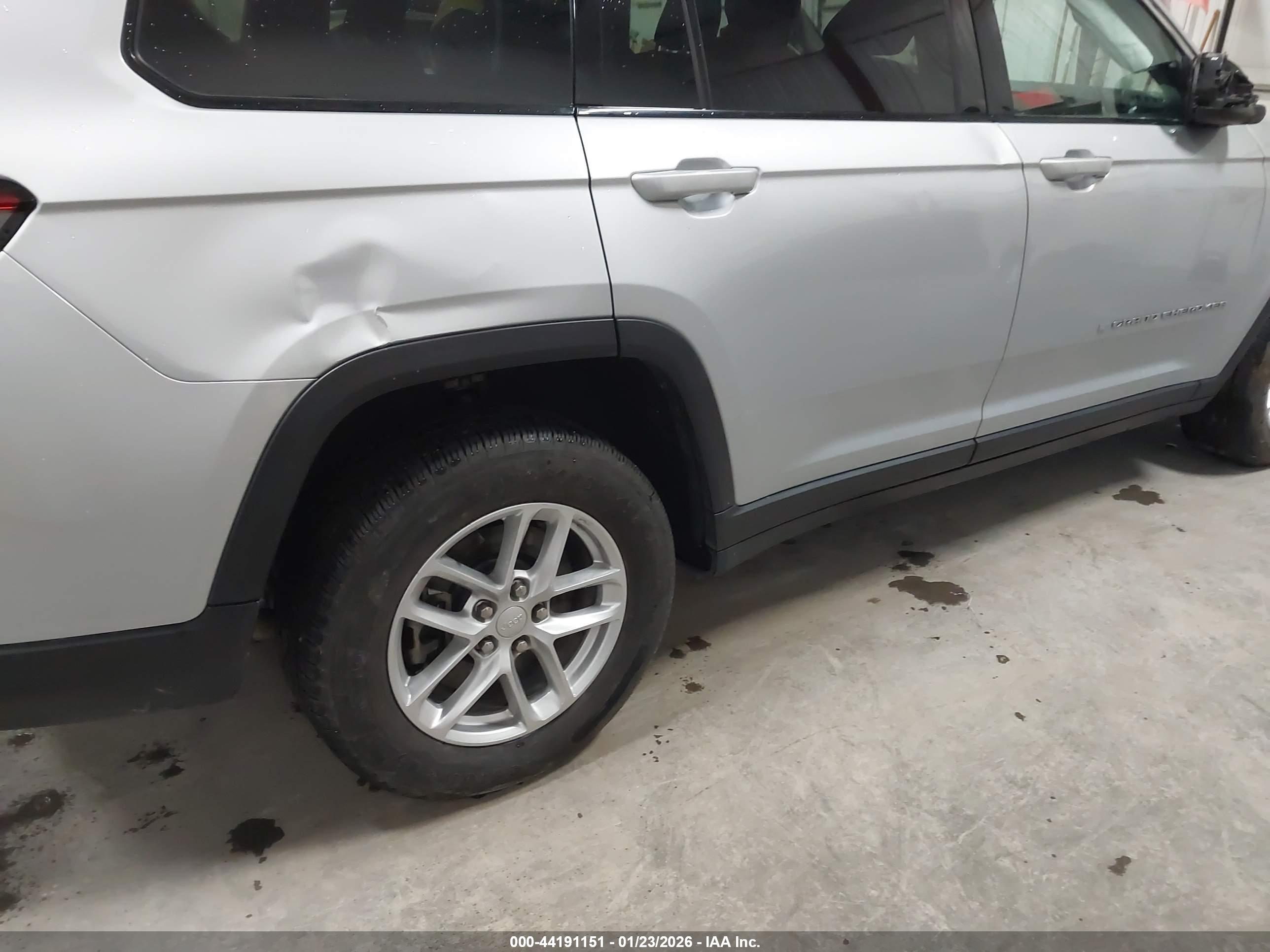 JEEP GRAND image 6