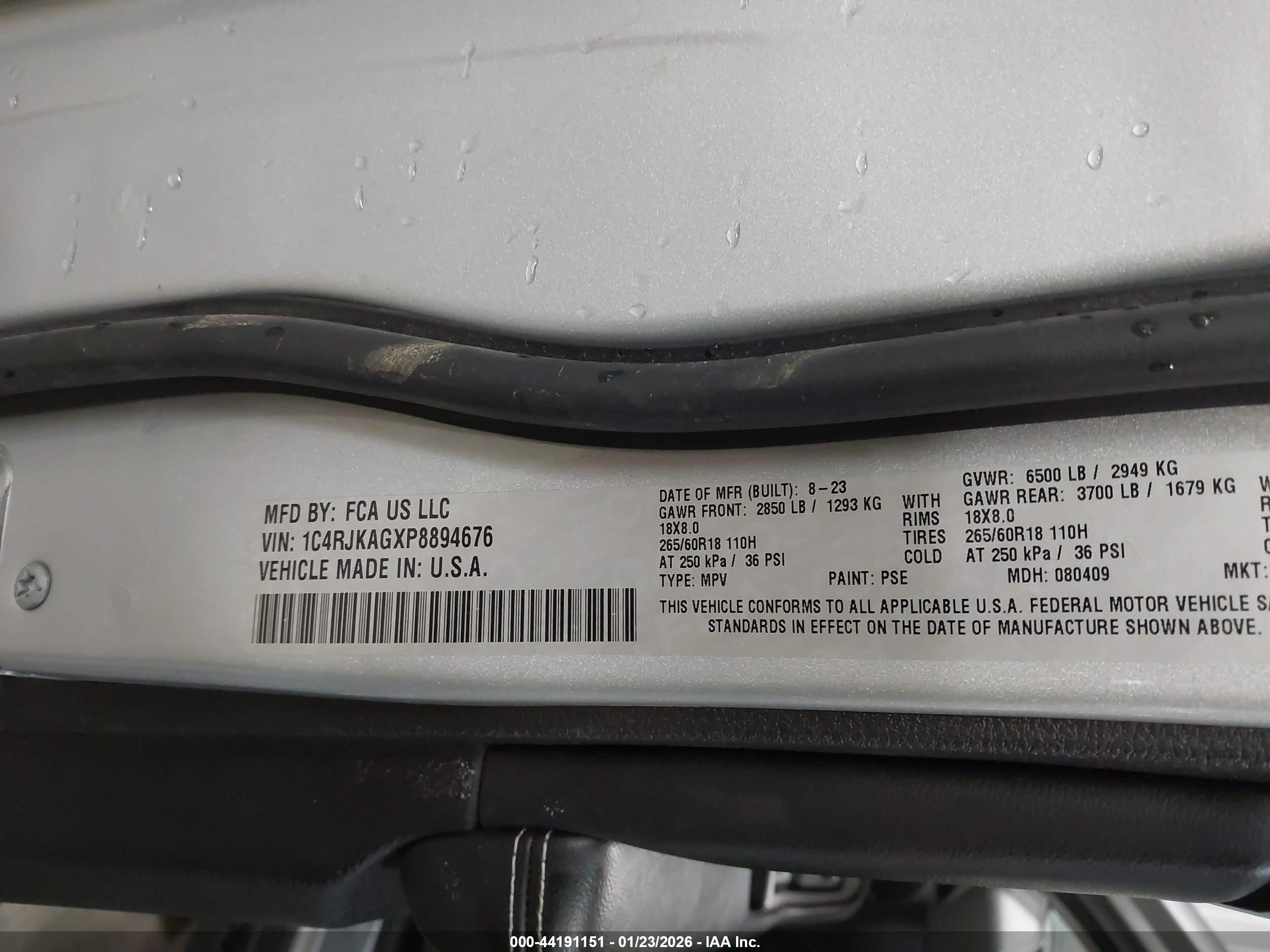 JEEP GRAND image 9
