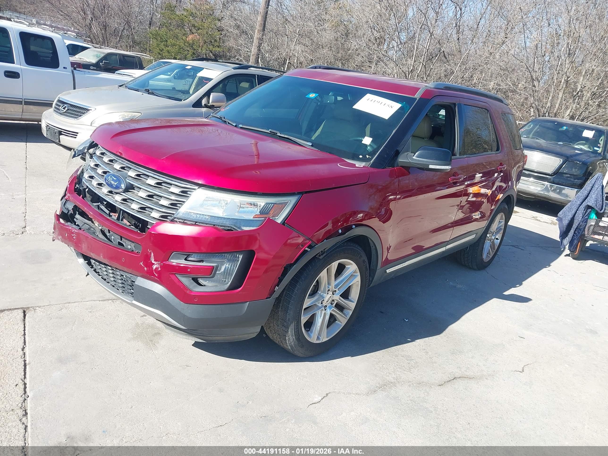 FORD EXPLORER image 2