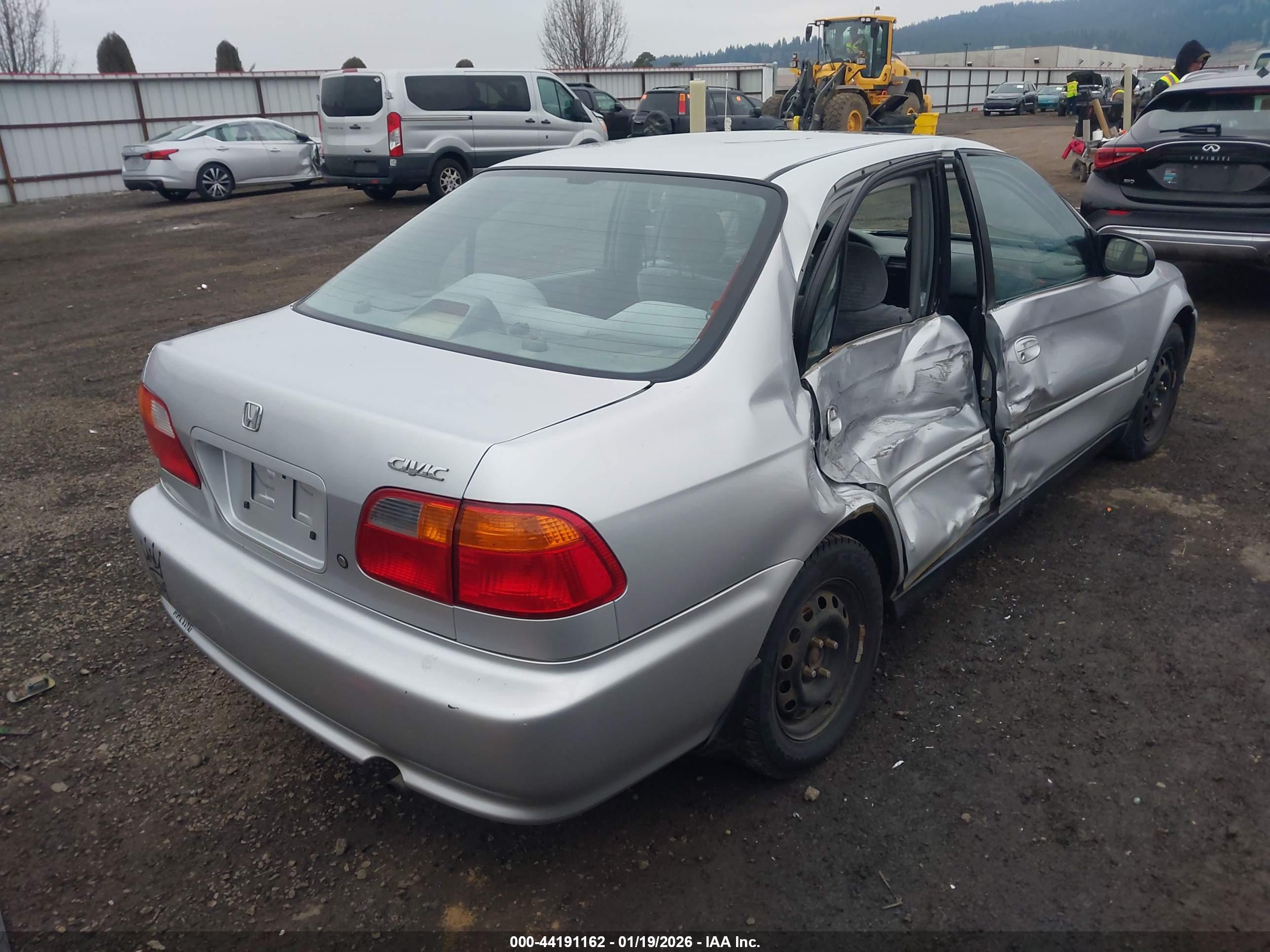 HONDA CIVIC image 4