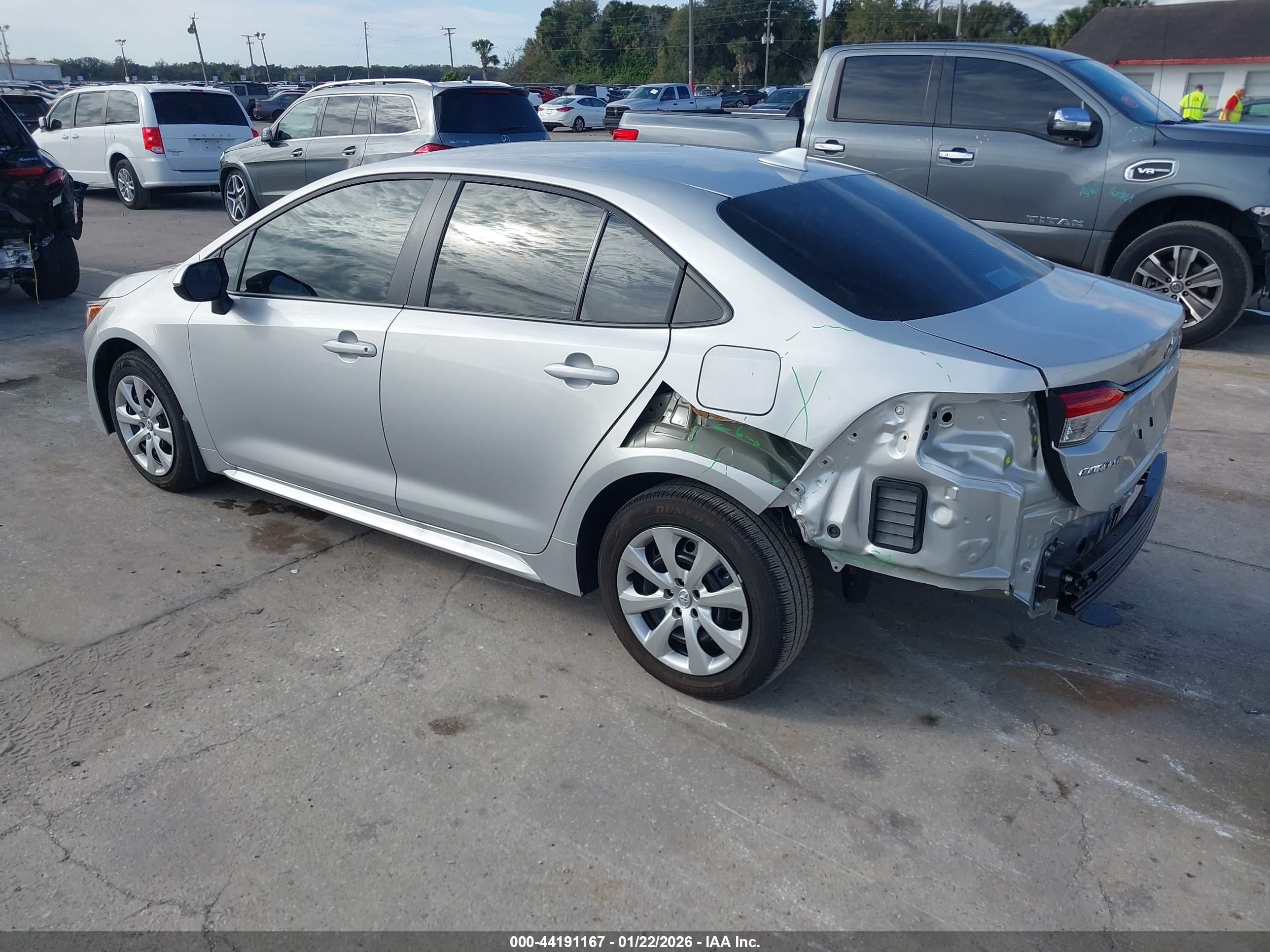 TOYOTA COROLLA image 3
