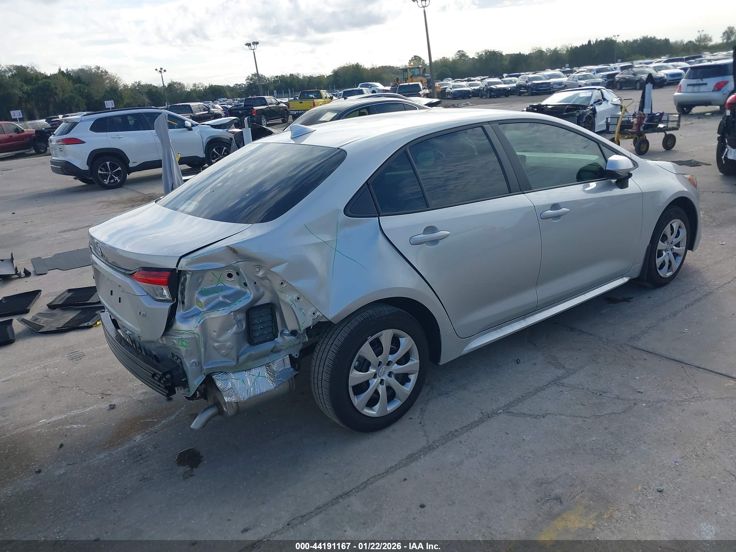 TOYOTA COROLLA image 4