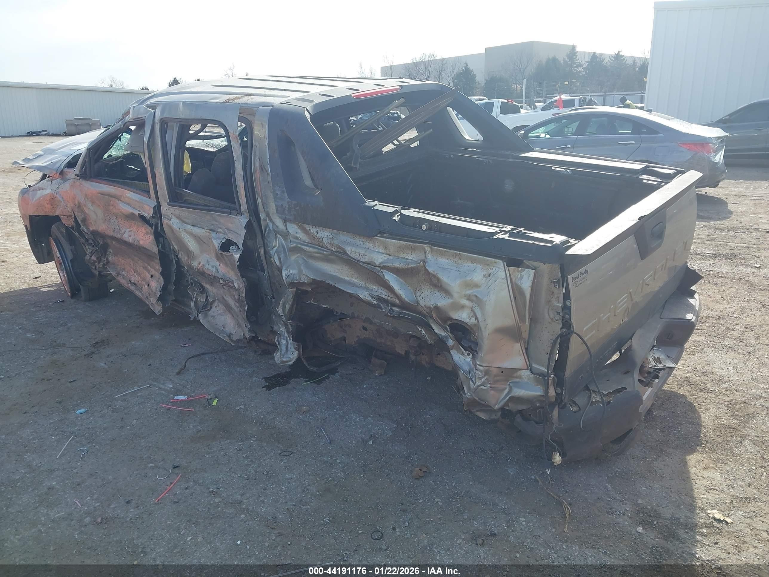 CHEVROLET AVALANCHE image 3