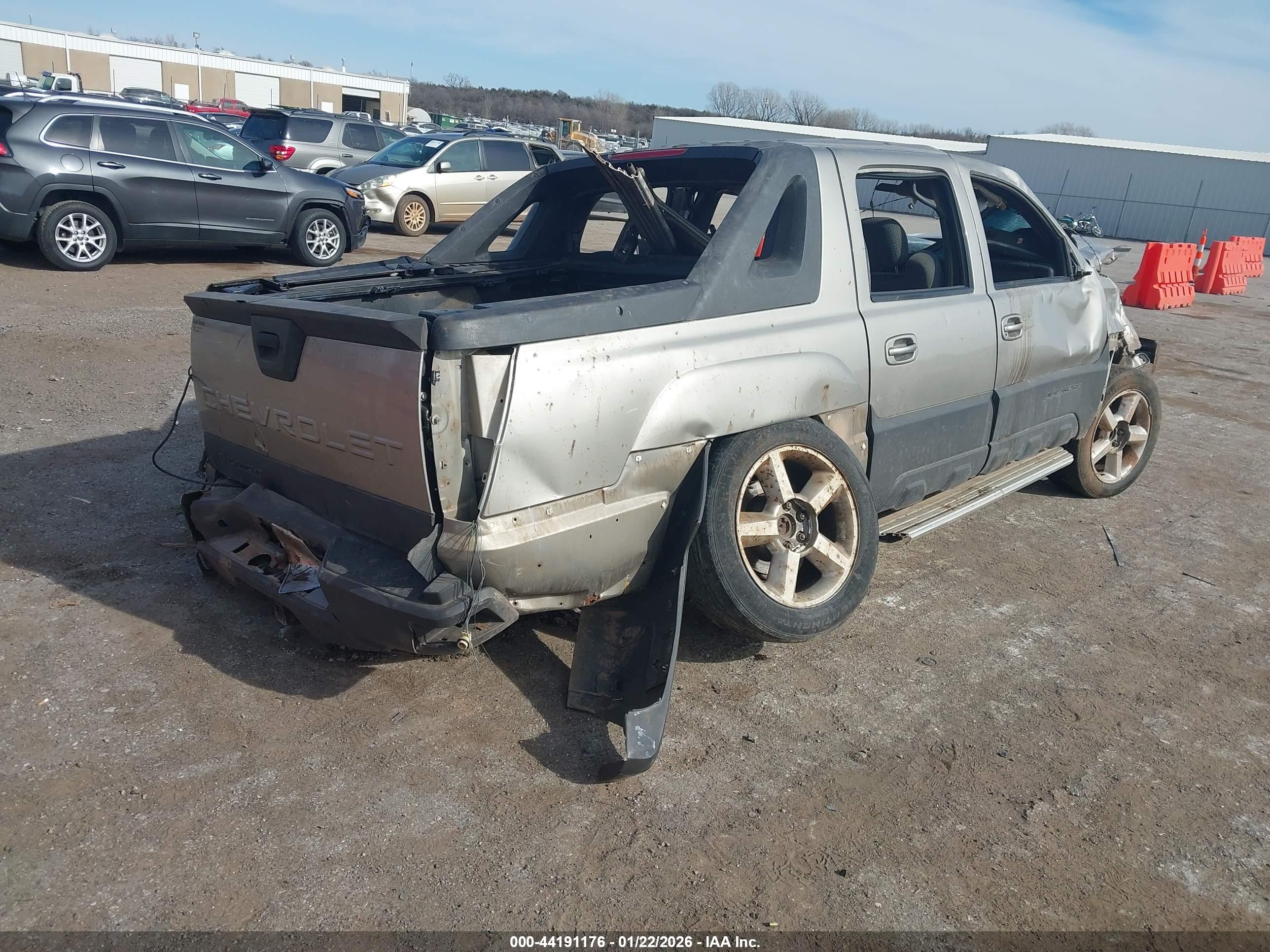 CHEVROLET AVALANCHE image 4