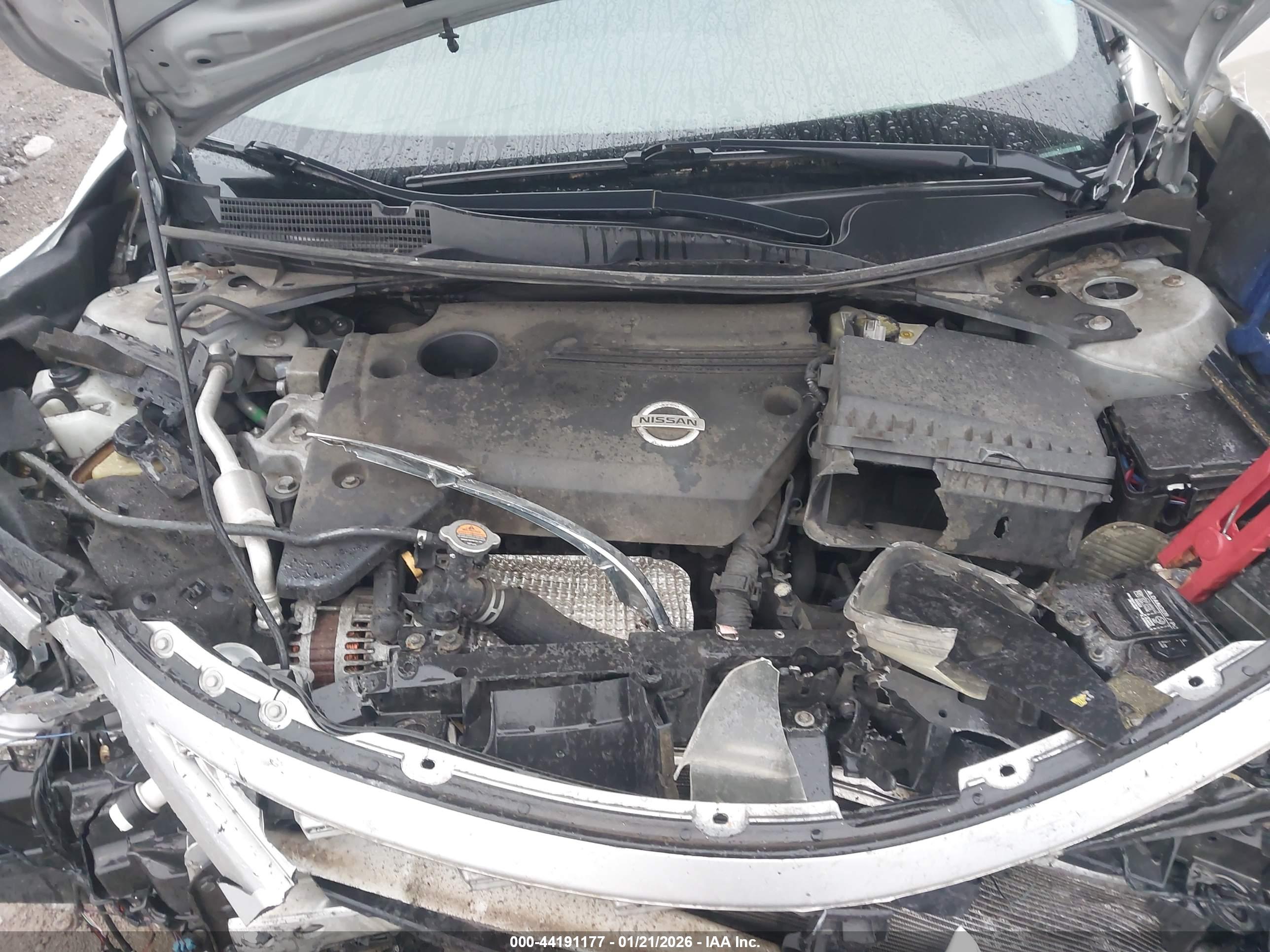NISSAN ALTIMA image 10