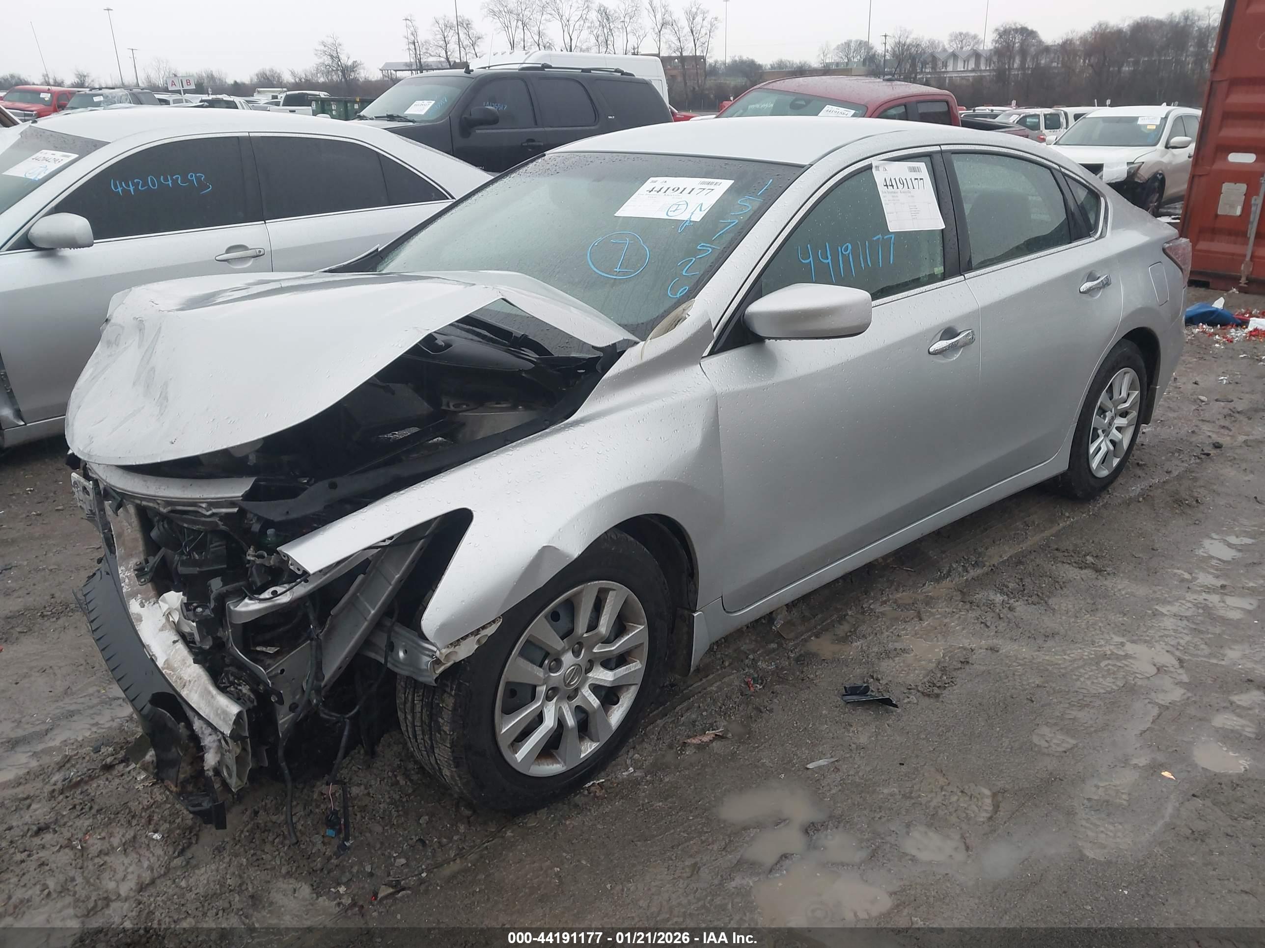 NISSAN ALTIMA image 2