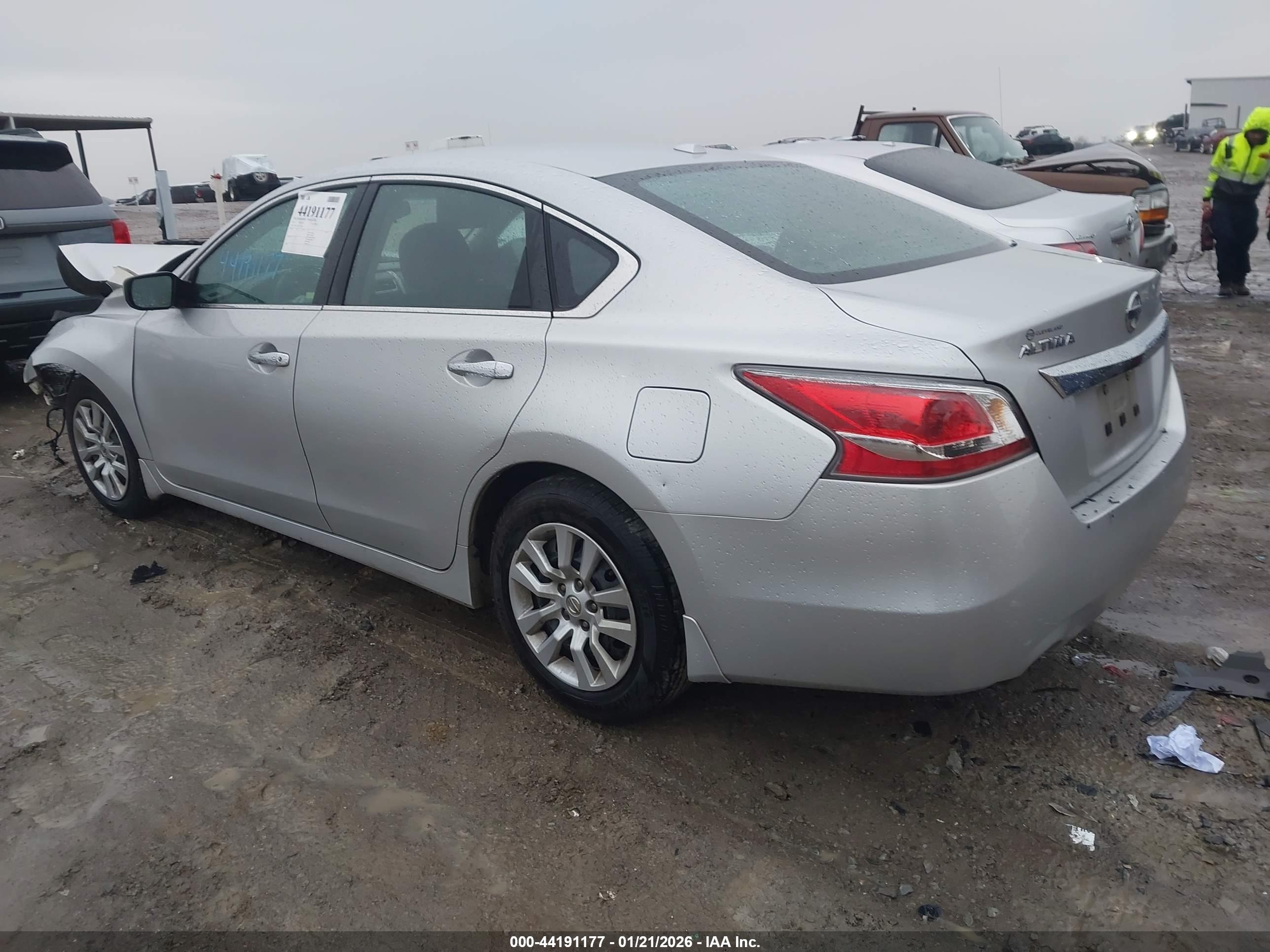 NISSAN ALTIMA image 3