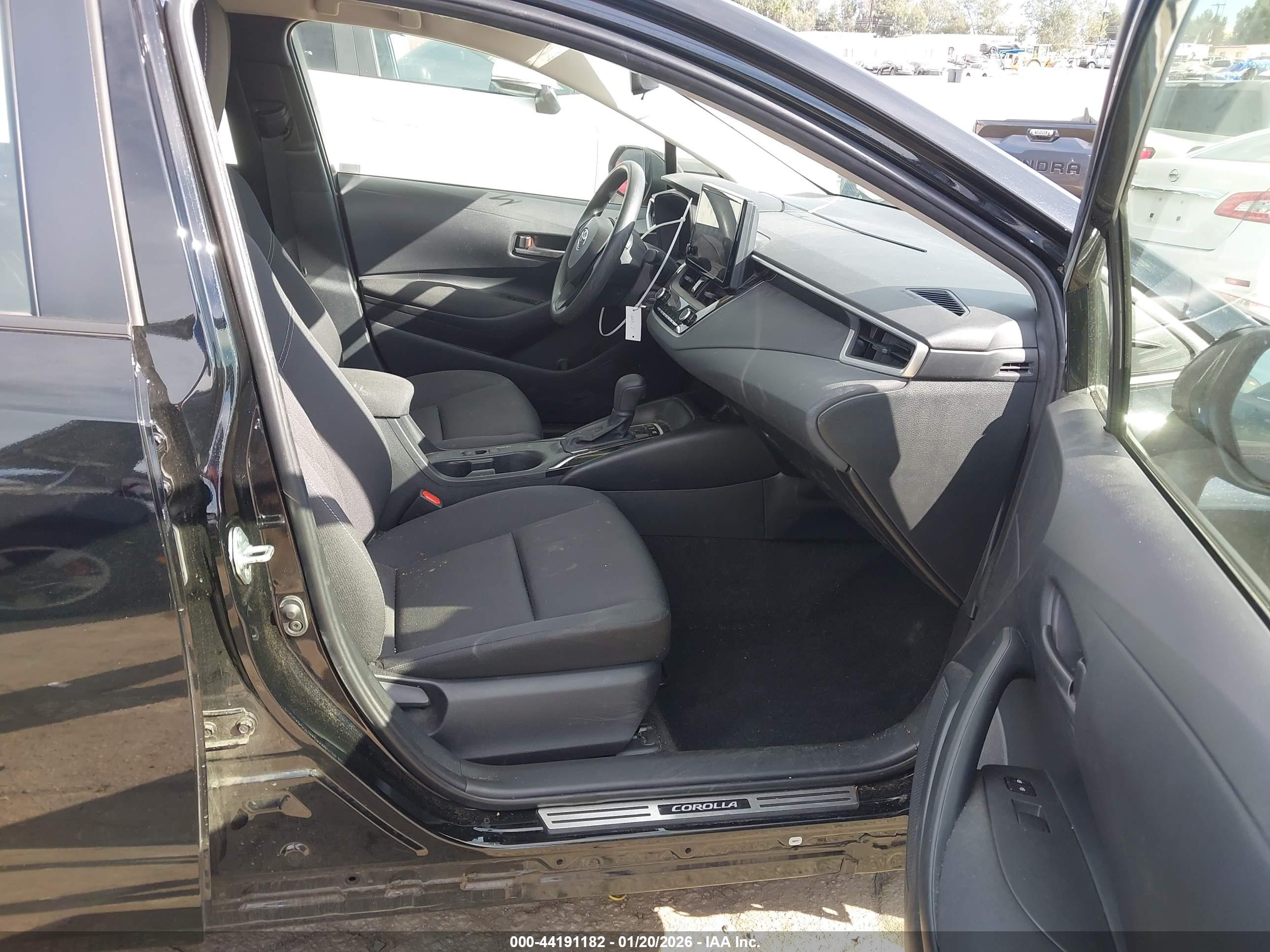 TOYOTA COROLLA image 5