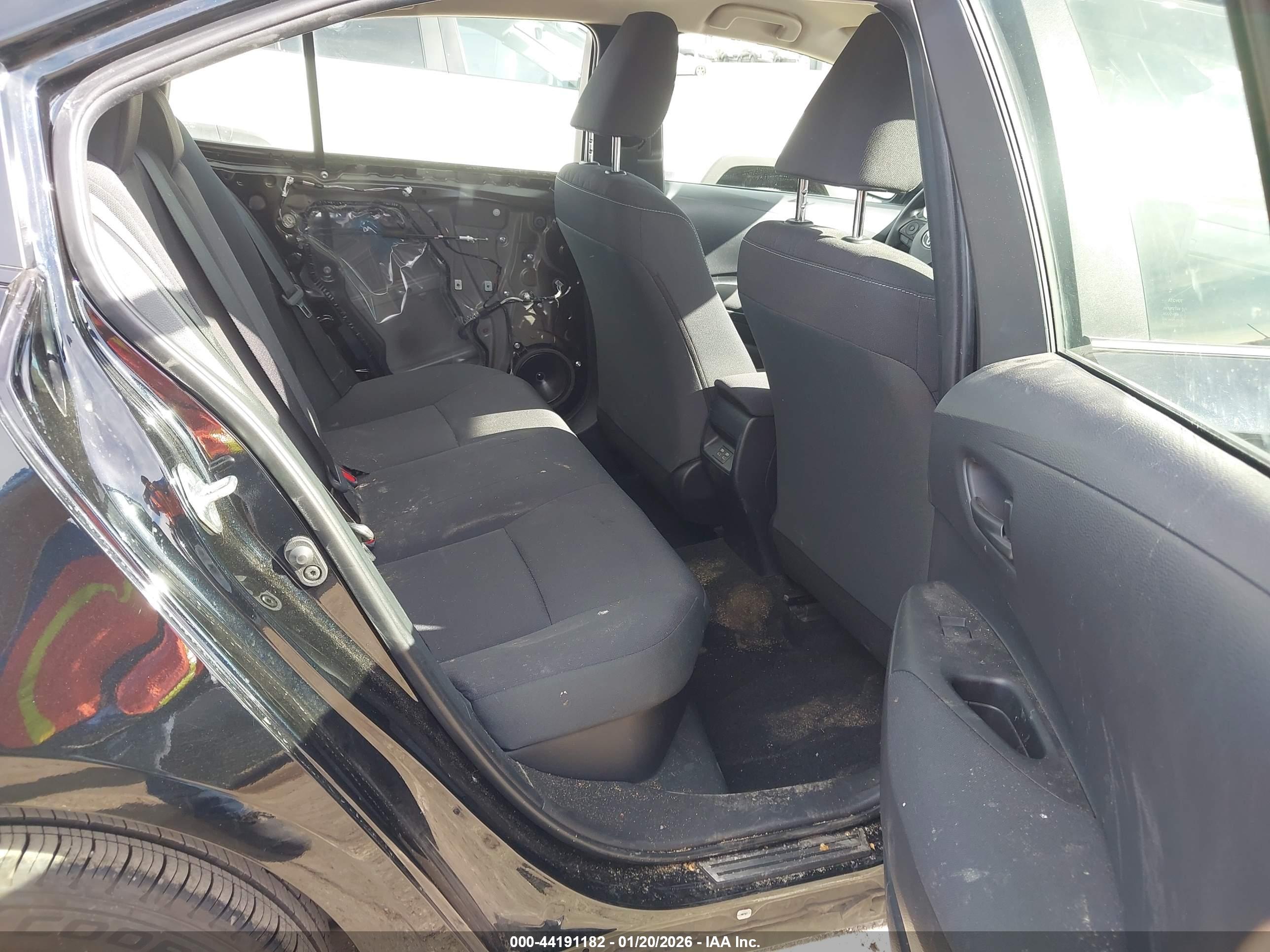 TOYOTA COROLLA image 8