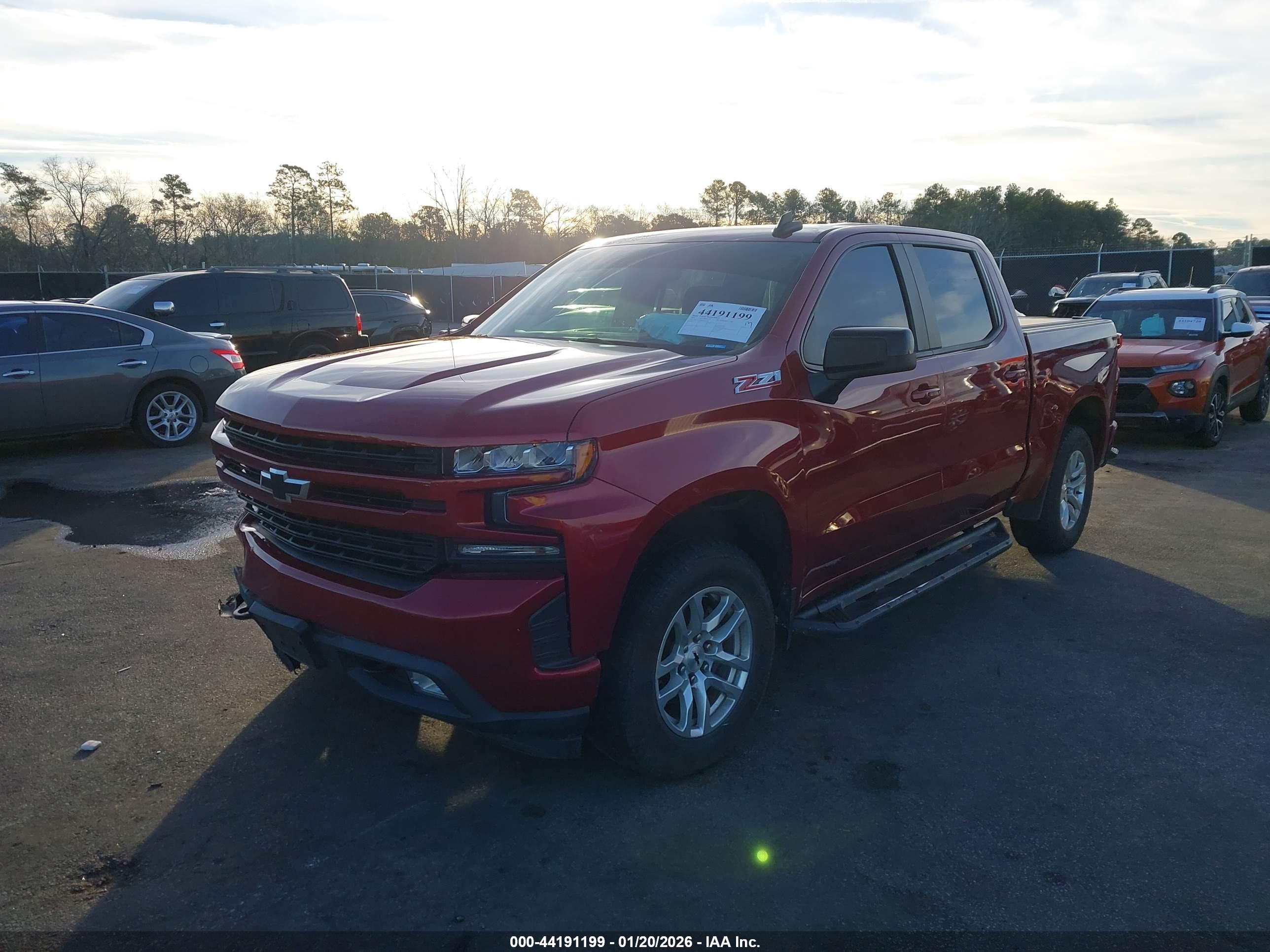 CHEVROLET SILVERADO image 2