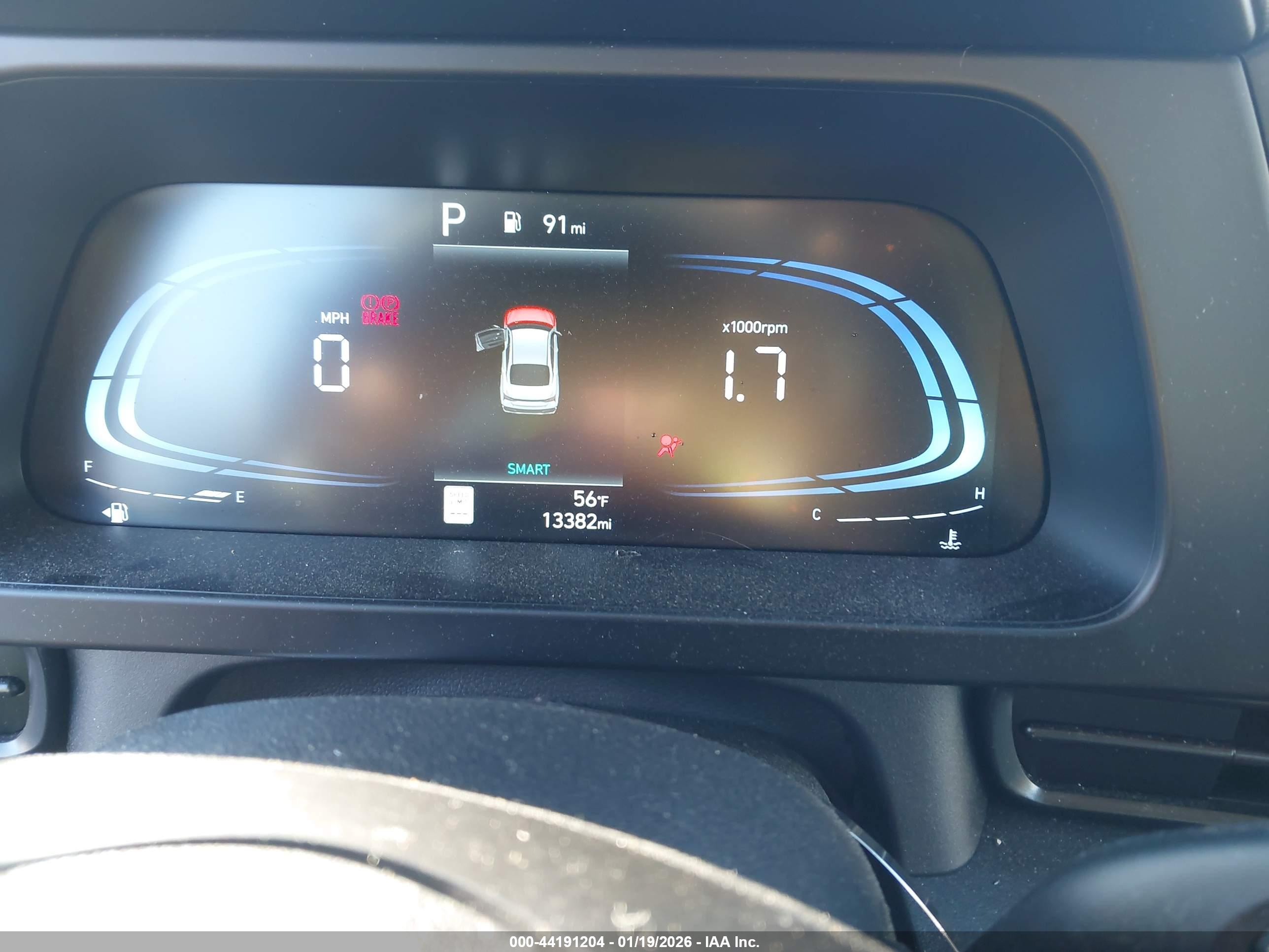 HYUNDAI ELANTRA image 7