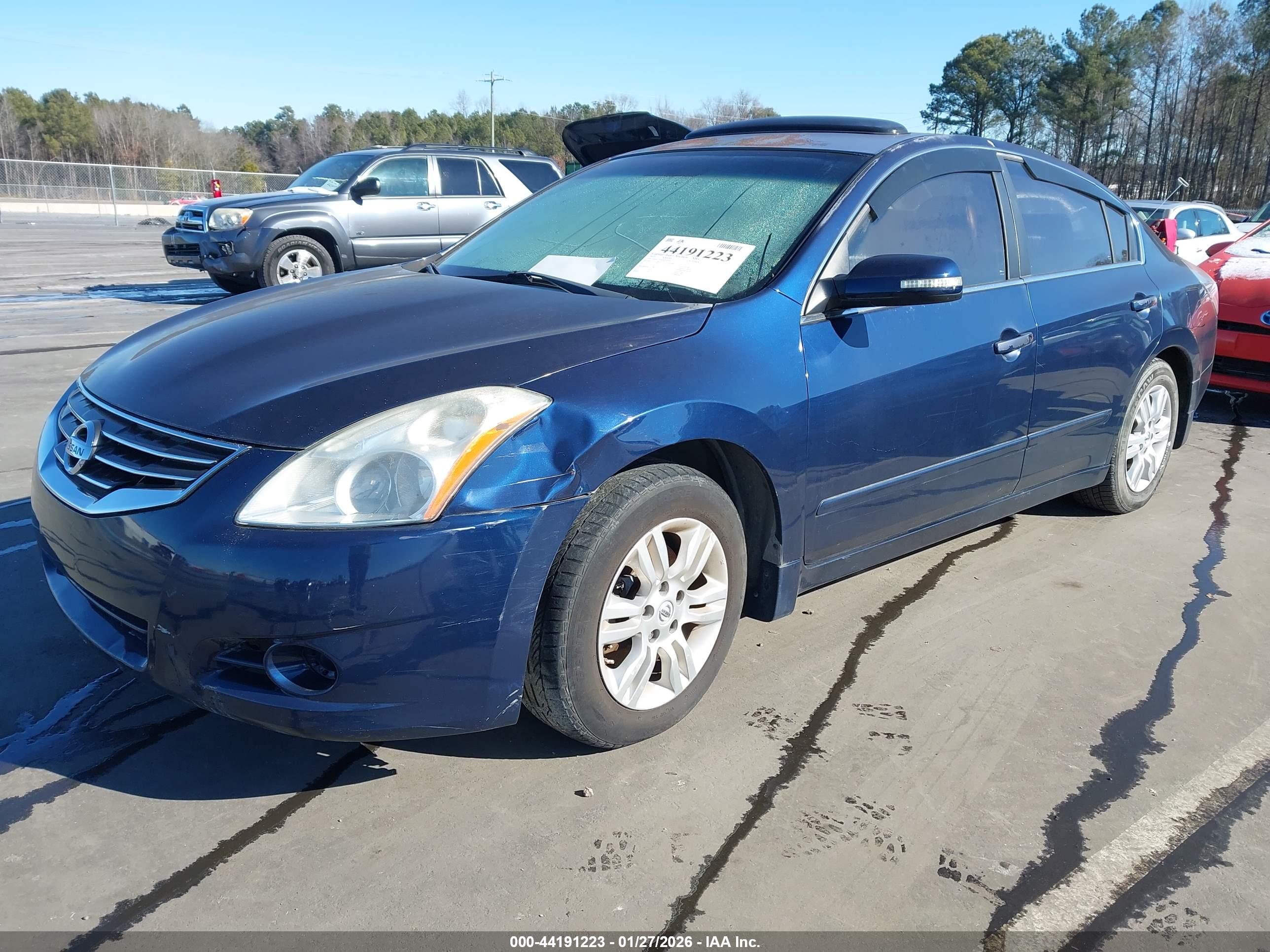 NISSAN ALTIMA image 2