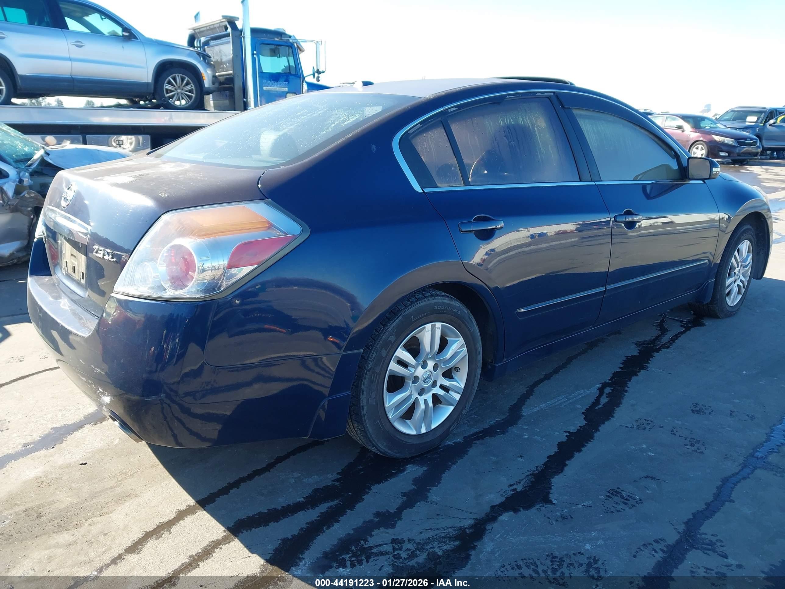 NISSAN ALTIMA image 4